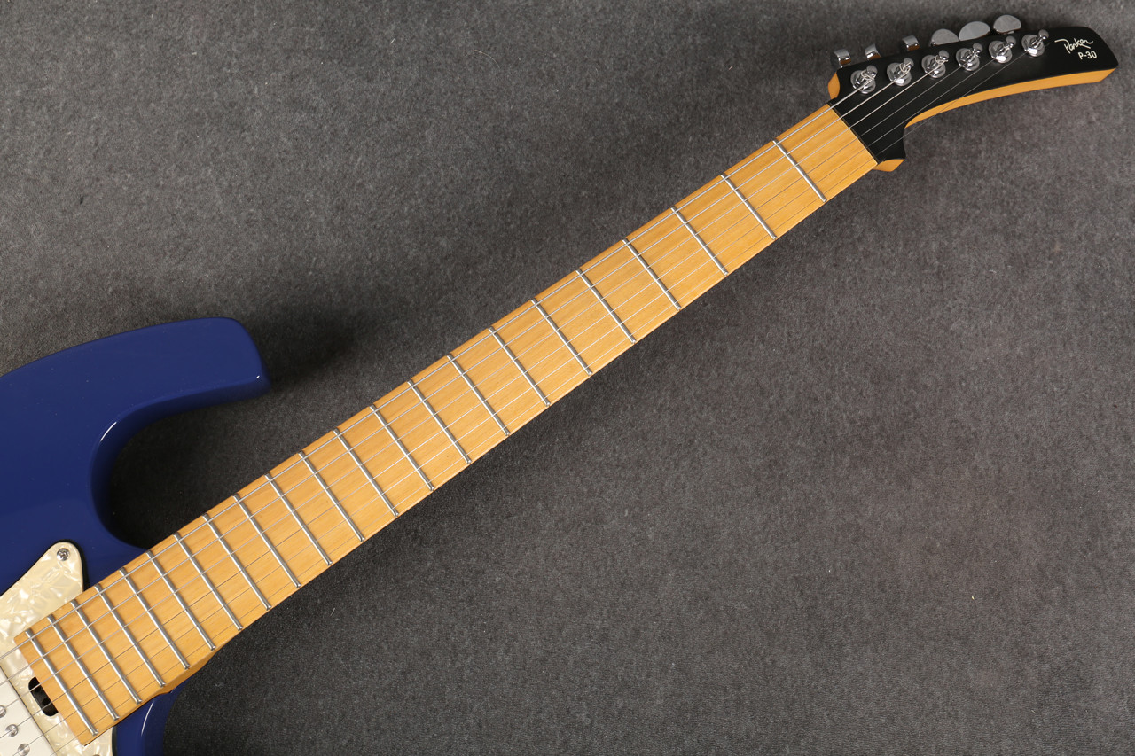 Parker P-30 Electric Guitar Blue 2nd Hand | Rich Tone Music