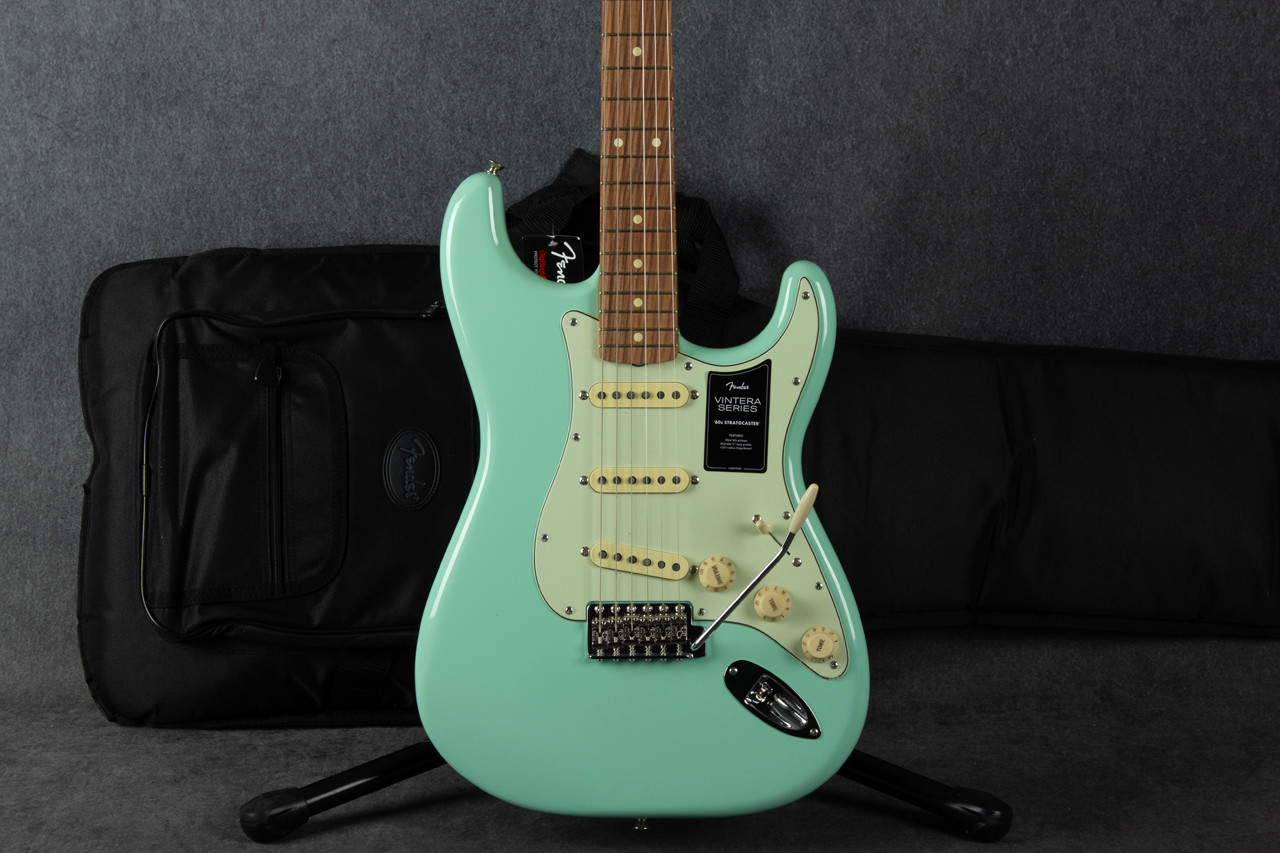 Fender Vintera 60s Stratocaster Surf Green 2nd Hand | Rich Tone Music