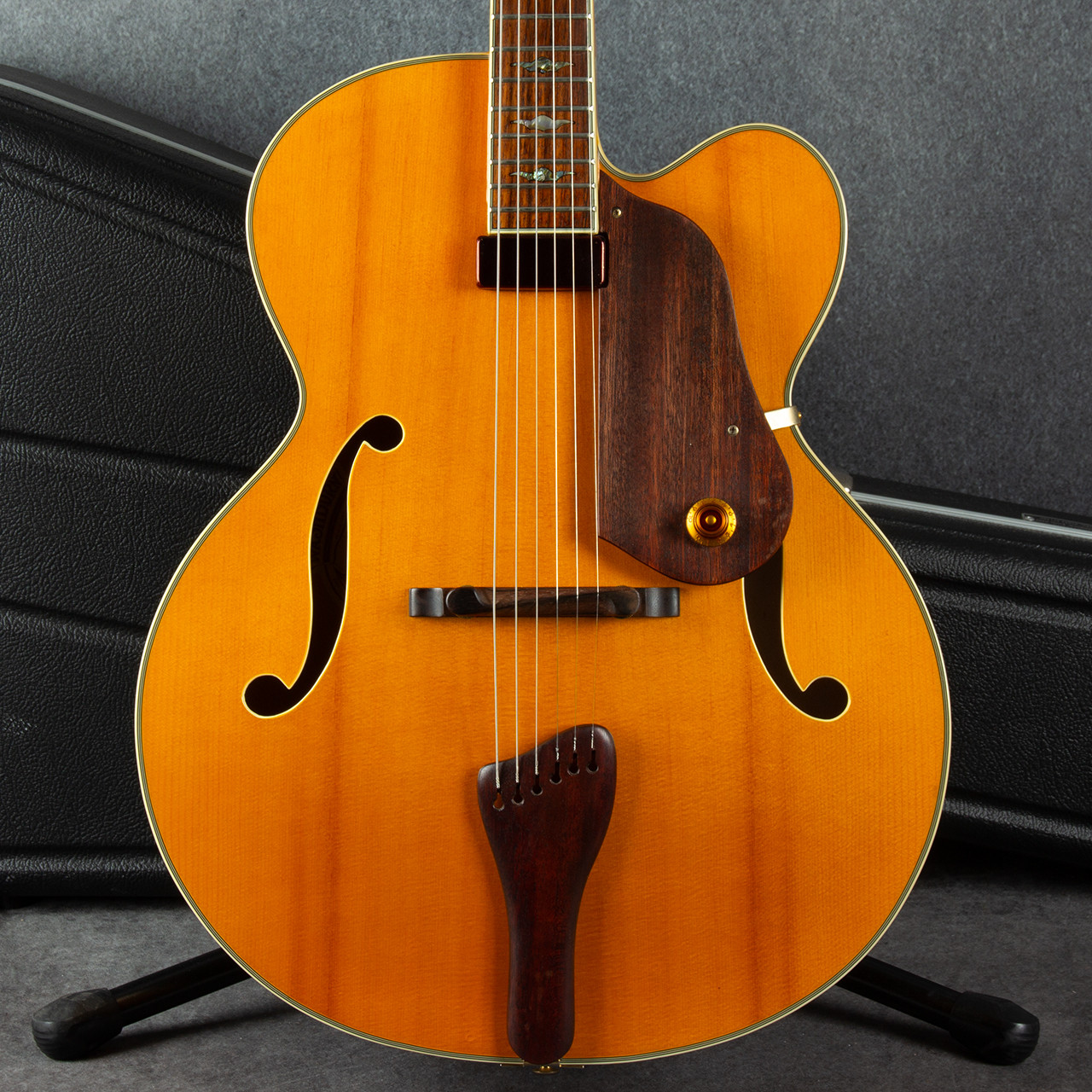 Washburn J-10 Orleans Hollow Body Natural 2nd Hand | Rich Tone Music