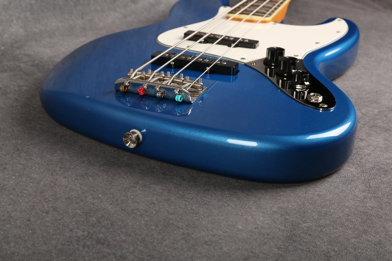 Squier Jazz Bass ブルー Squier CV 60s Jazz Bass LRL DPB – Thomann UK