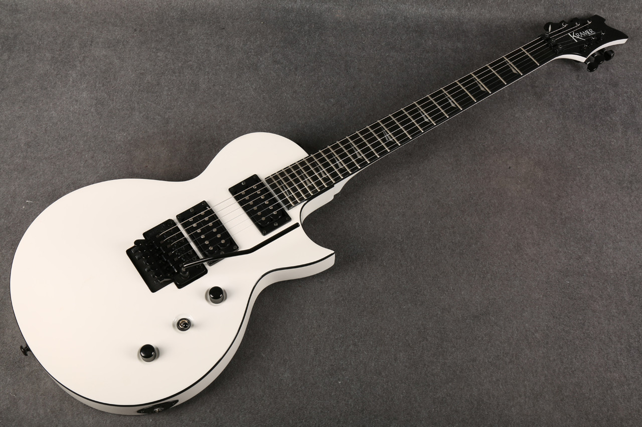 Kramer Assault 220 White 2nd Hand | Rich Tone Music