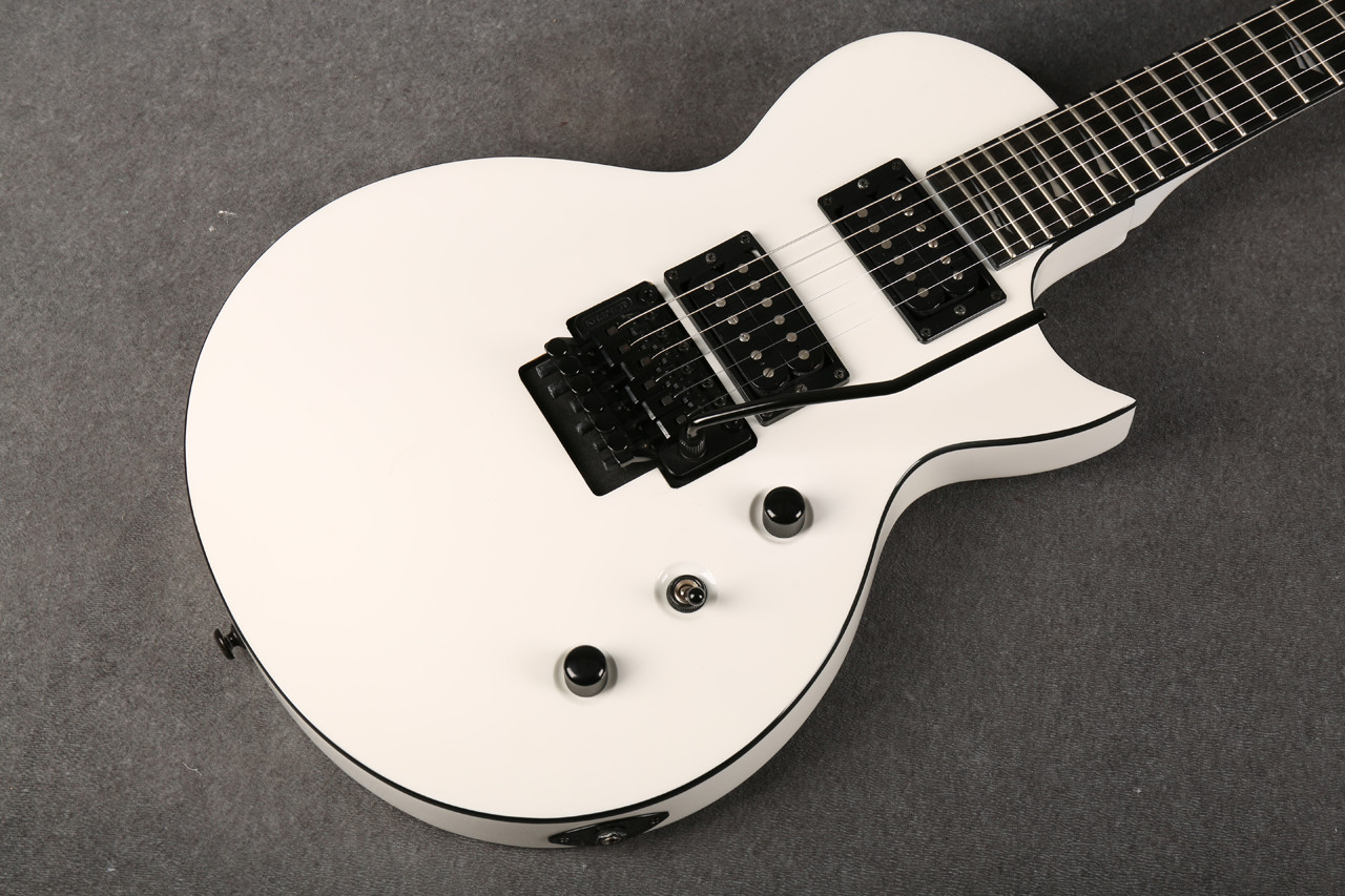 Kramer Assault 220 White 2nd Hand | Rich Tone Music