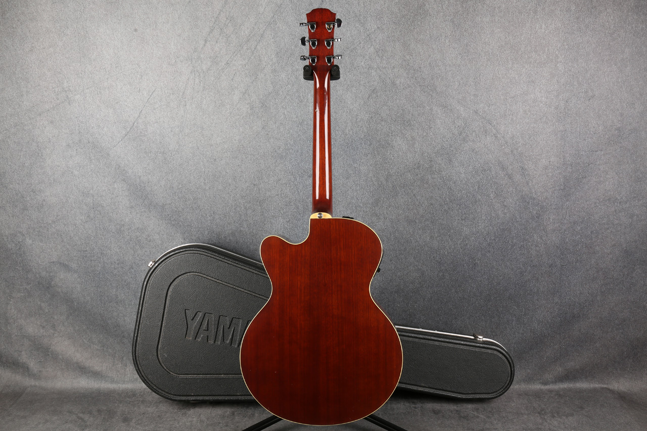 Yamaha Compass Series CPX-5VS Vintage Sunburst 2nd Hand | Rich