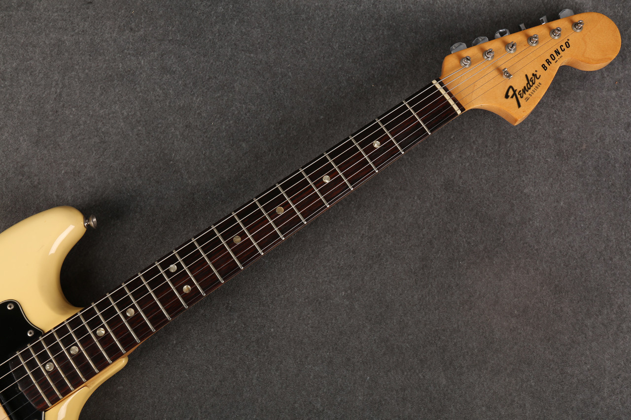 Fender 1978 Bronco DiMarzio Super Distortions White 2nd Hand