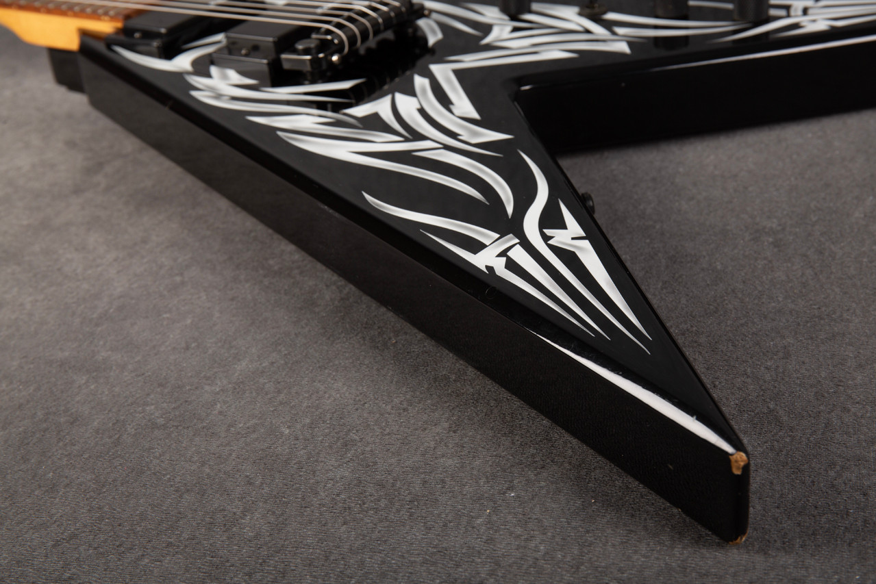B.C. Rich Signature Special Kerry King KKV Tribal Black 2nd Hand