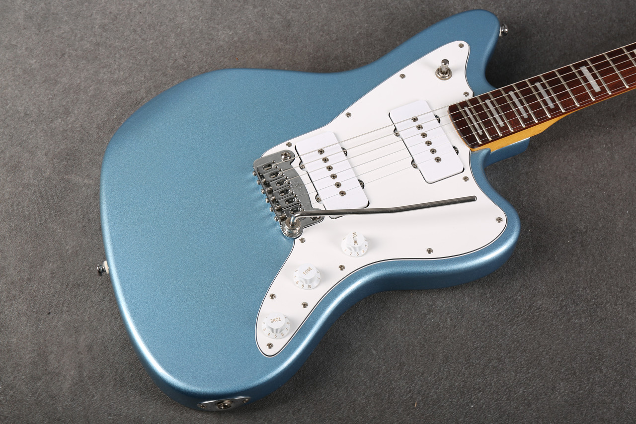 ギター G&L Tribute Doheny Lake Placid Blue G&L Tribute Doheny: Classic Tone in Lake Placid Blue