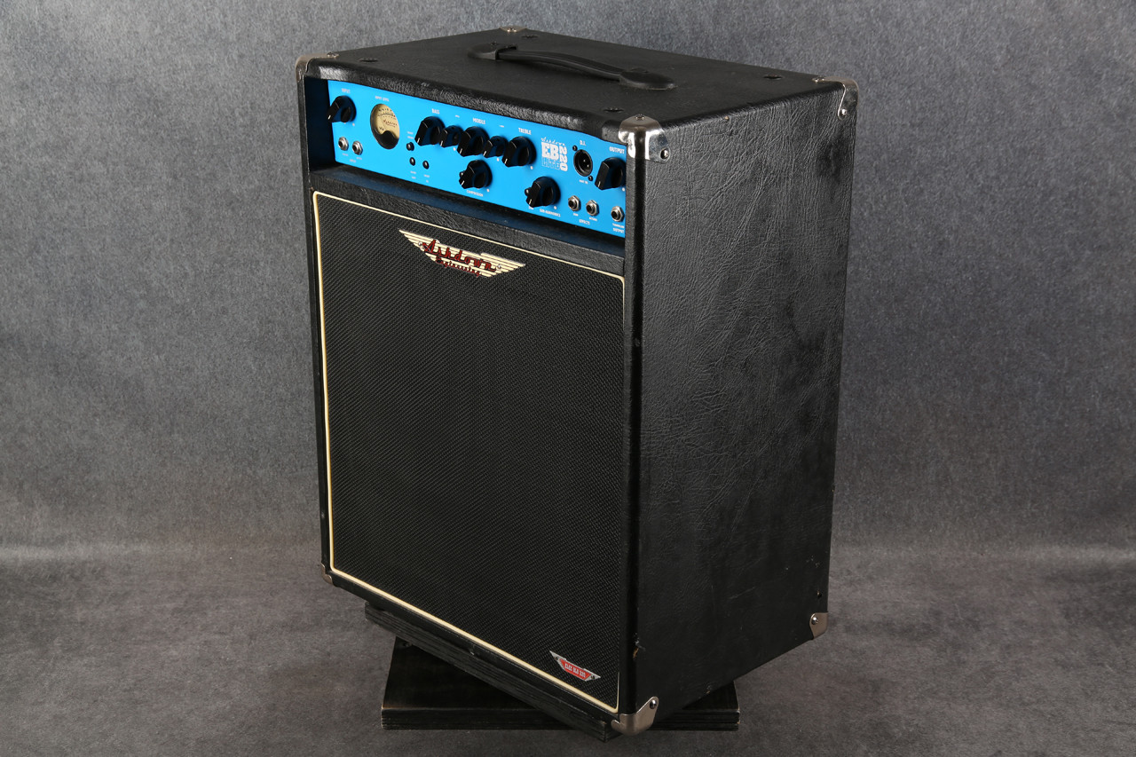 【美品】ASHDOWN EB LITE 15-220 ベースコンボアンプ 美品】ASHDOWN EB LITE 15-220 ベースコンボアンプ