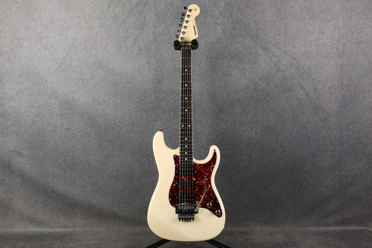 Fernandes The Function HSH Floyd Rose White 2nd Hand | Rich Tone Music