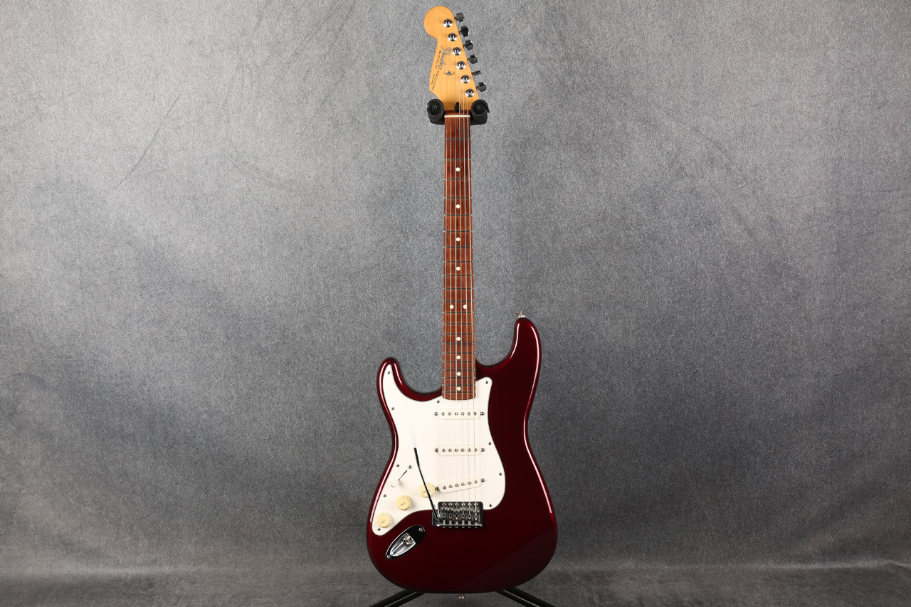 Fender Mexican Standard Stratocaster Left Handed Midnight Wine 2nd
