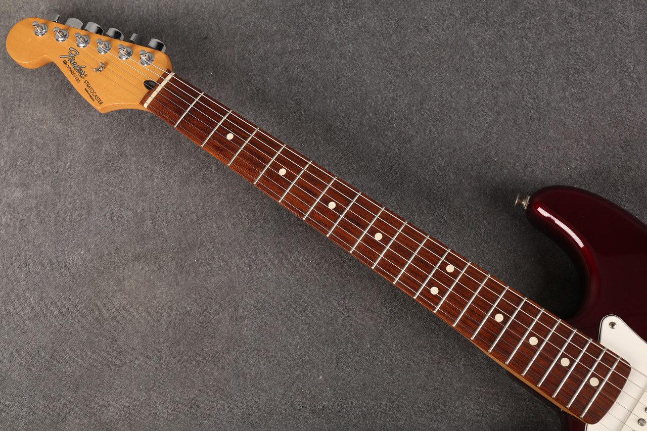 Fender Mexican Standard Stratocaster Left Handed Midnight Wine 2nd