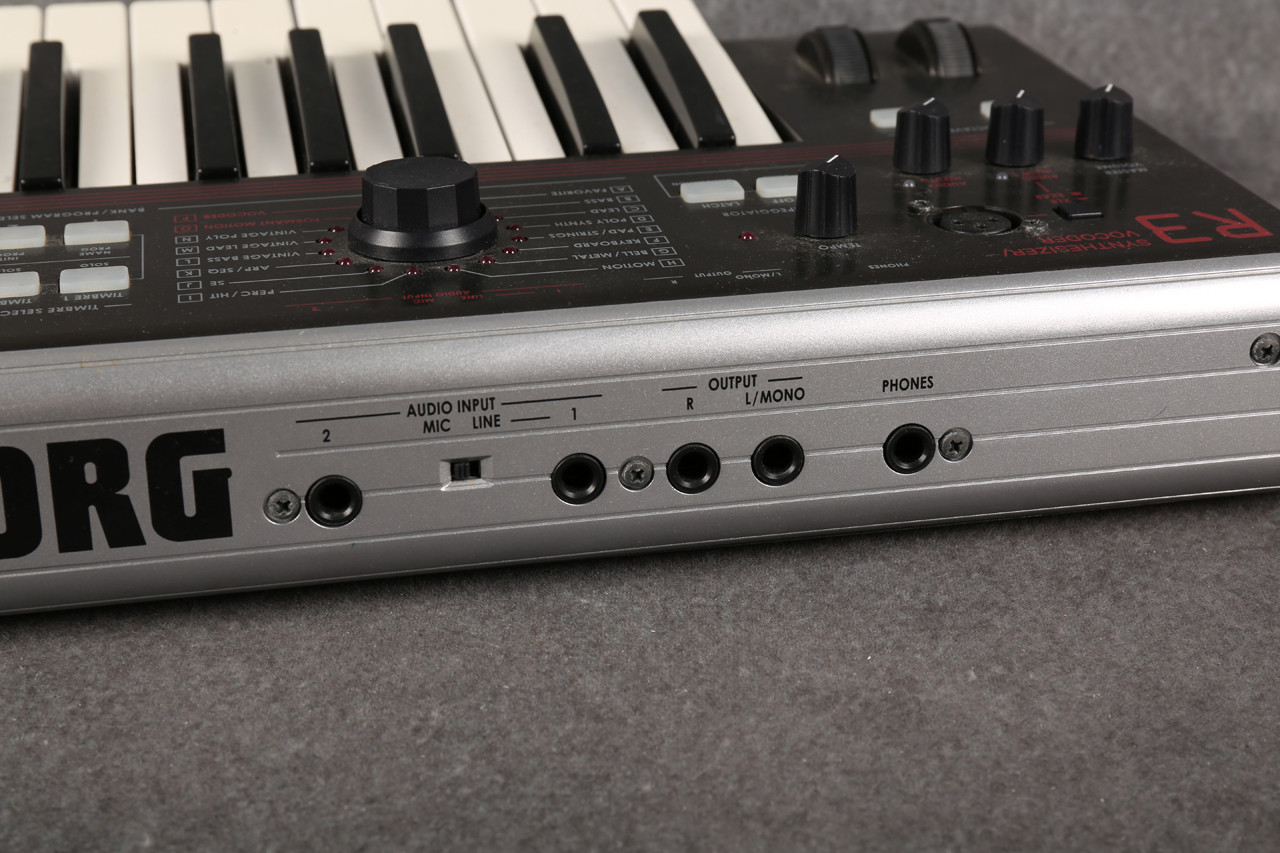 Korg R3 Synthesizer Vocoder PSU 2nd Hand | Rich Tone Music