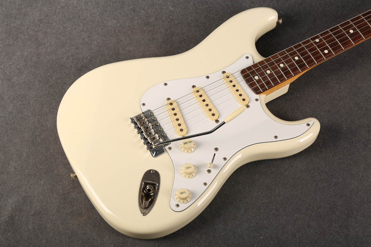 Squier 1984-86 E Series Stratocaster Made in Japan Arctic White