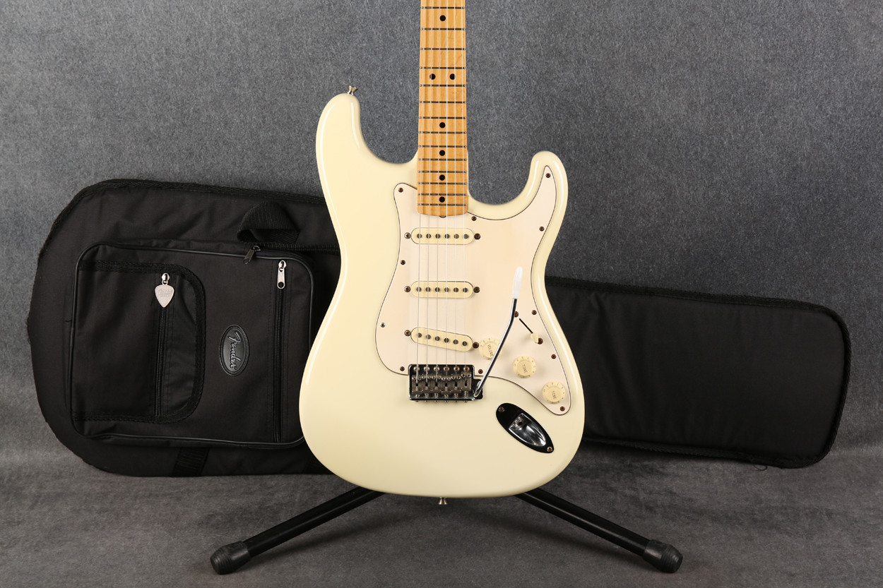 Fender ST-69 Stratocaster Crafted in Japan Olympic White 2nd Hand
