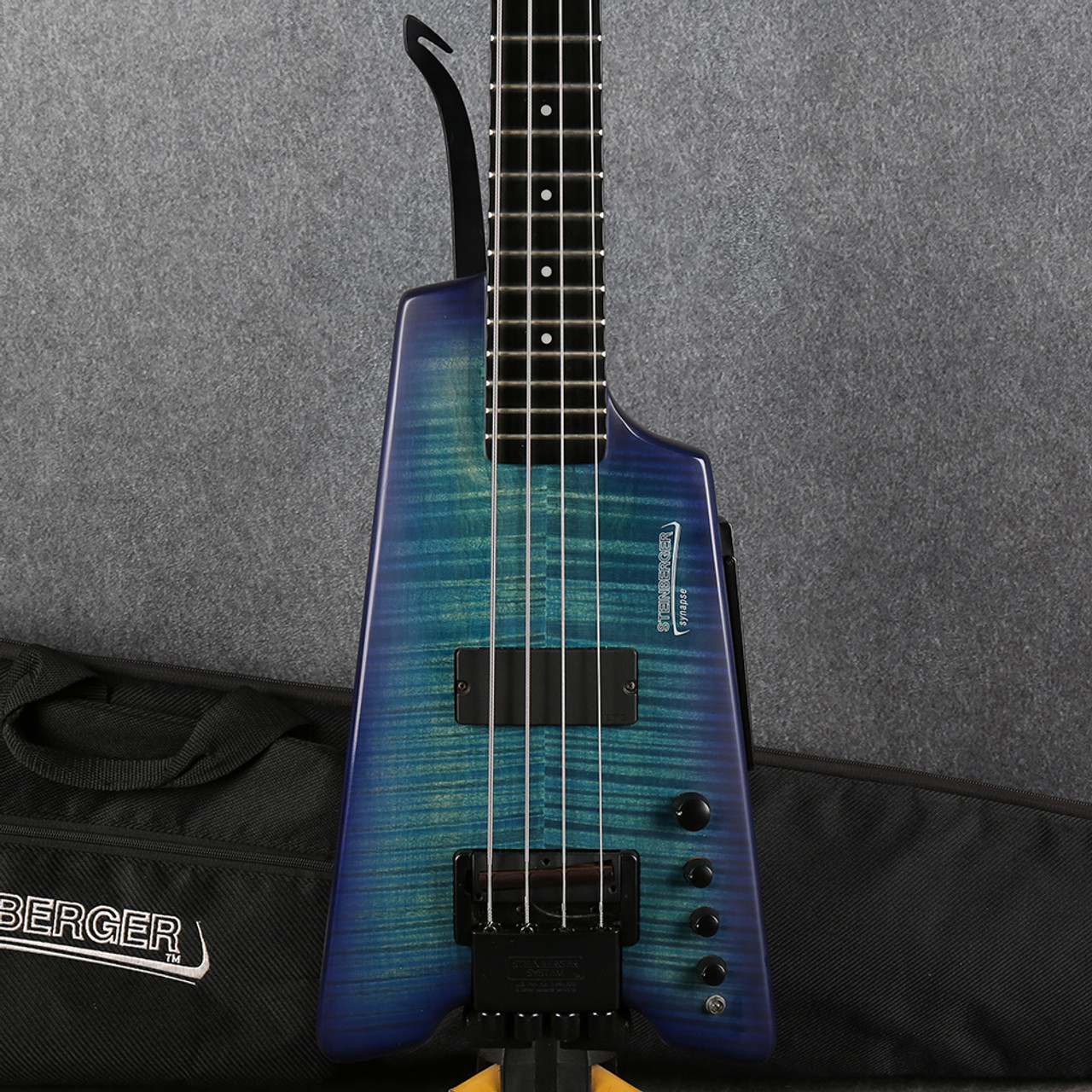 Steinberger Synapse XS-1FPA 4弦 ヘッドレス ベース Restock Steinberger Synapse XS-1FPA 4-String Bass Black