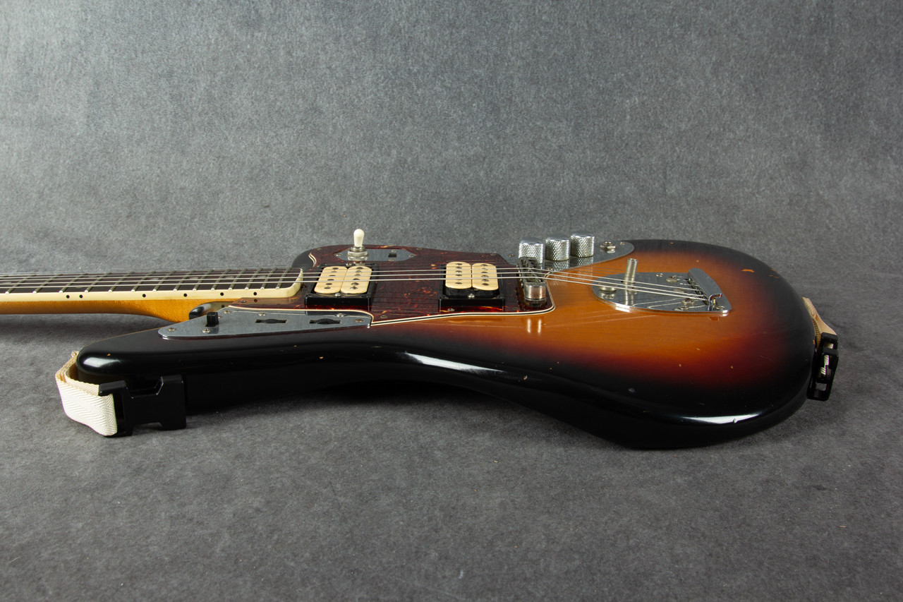 Fender Kurt Cobain Road Worn Jaguar 3 Tone Sunburst 2nd Hand
