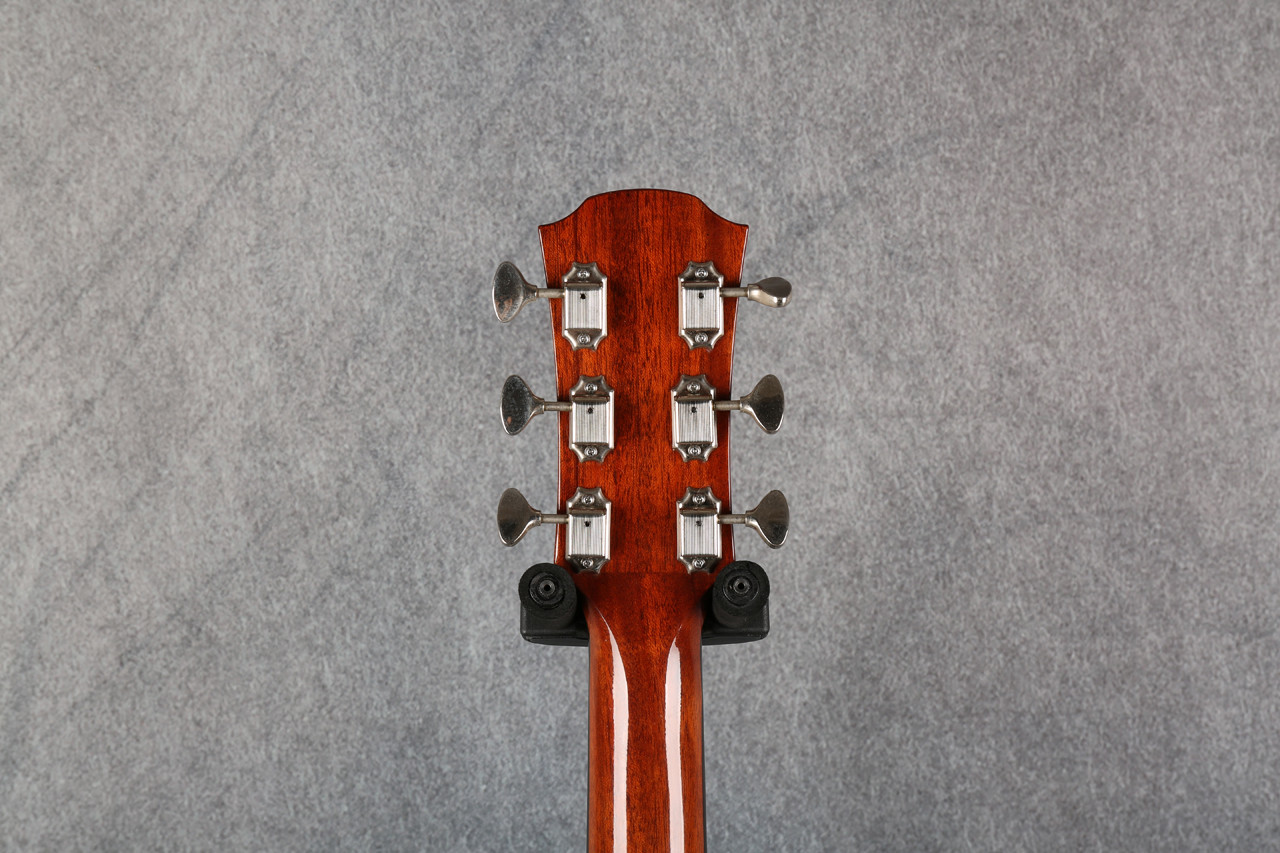 Yamaha CSF-60 Parlor Acoustic Sunburst 2nd Hand | Rich Tone Music