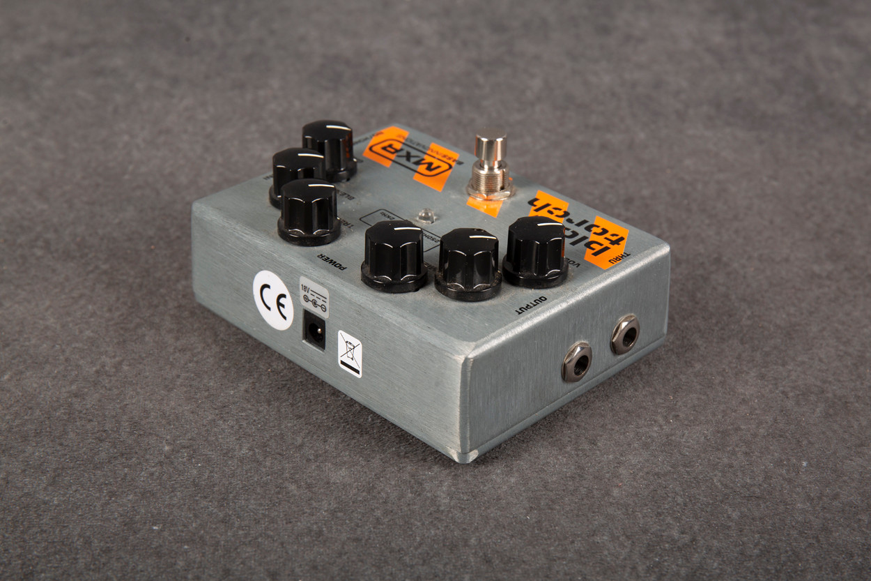 ベース MXR M-181 bass blow torch MXR M181 Blowtorch Bass Distortion 2nd Hand | Rich Tone Music