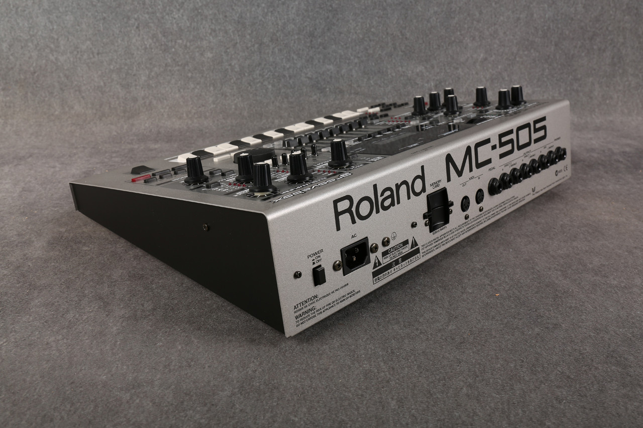 Roland MC-505 Groovebox 2nd Hand | Rich Tone Music