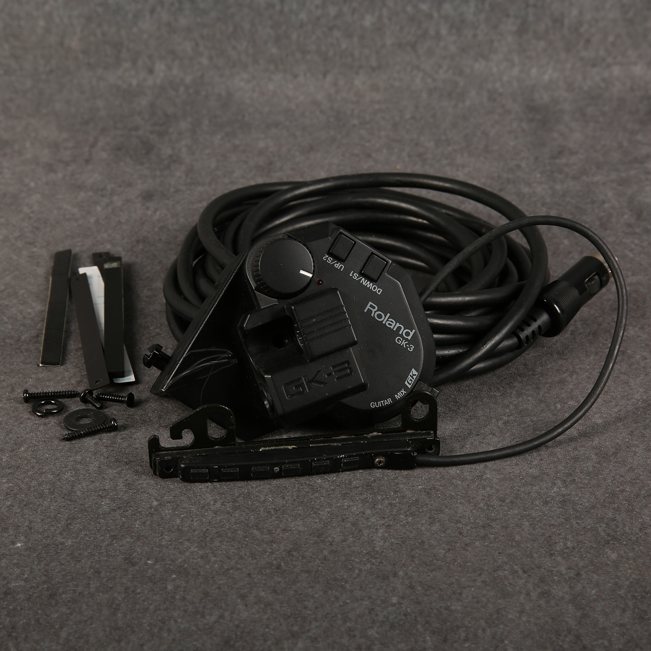 Roland GK-3 Divided Pickup & Cable 2nd Hand | Rich Tone Music