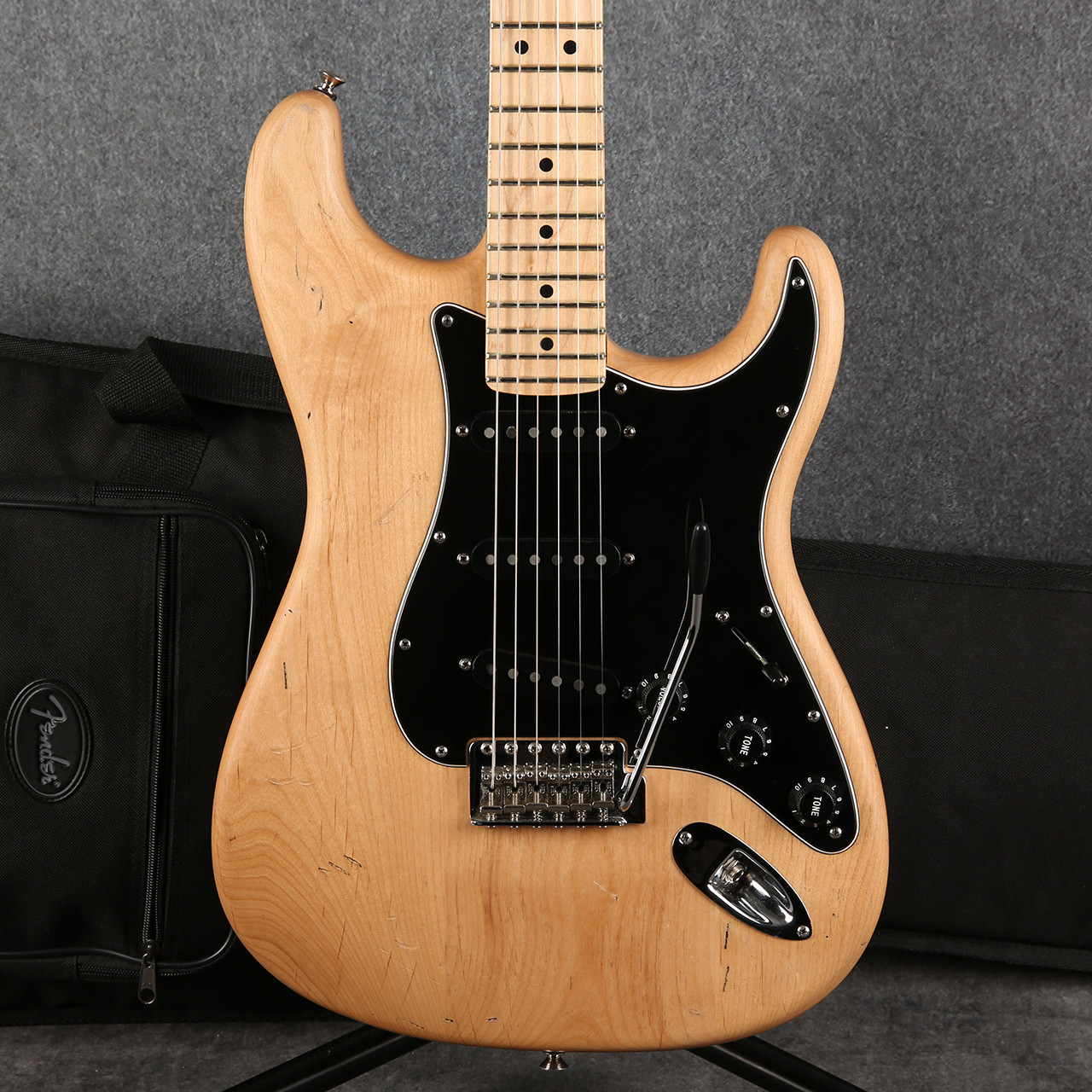 Fender USA Highway One Stratocaster Stripped Natural 2nd Hand