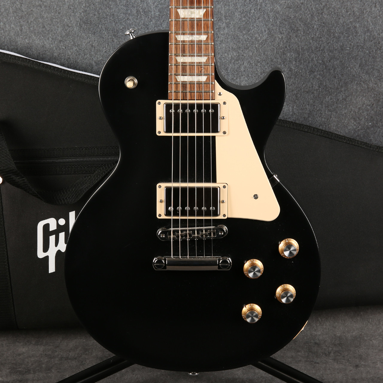 Gibson Les Paul Tribute Ebony 美品 ケース付 Gibson Les Paul Tribute 2017 Satin Ebony 2nd Hand | Rich Tone Music