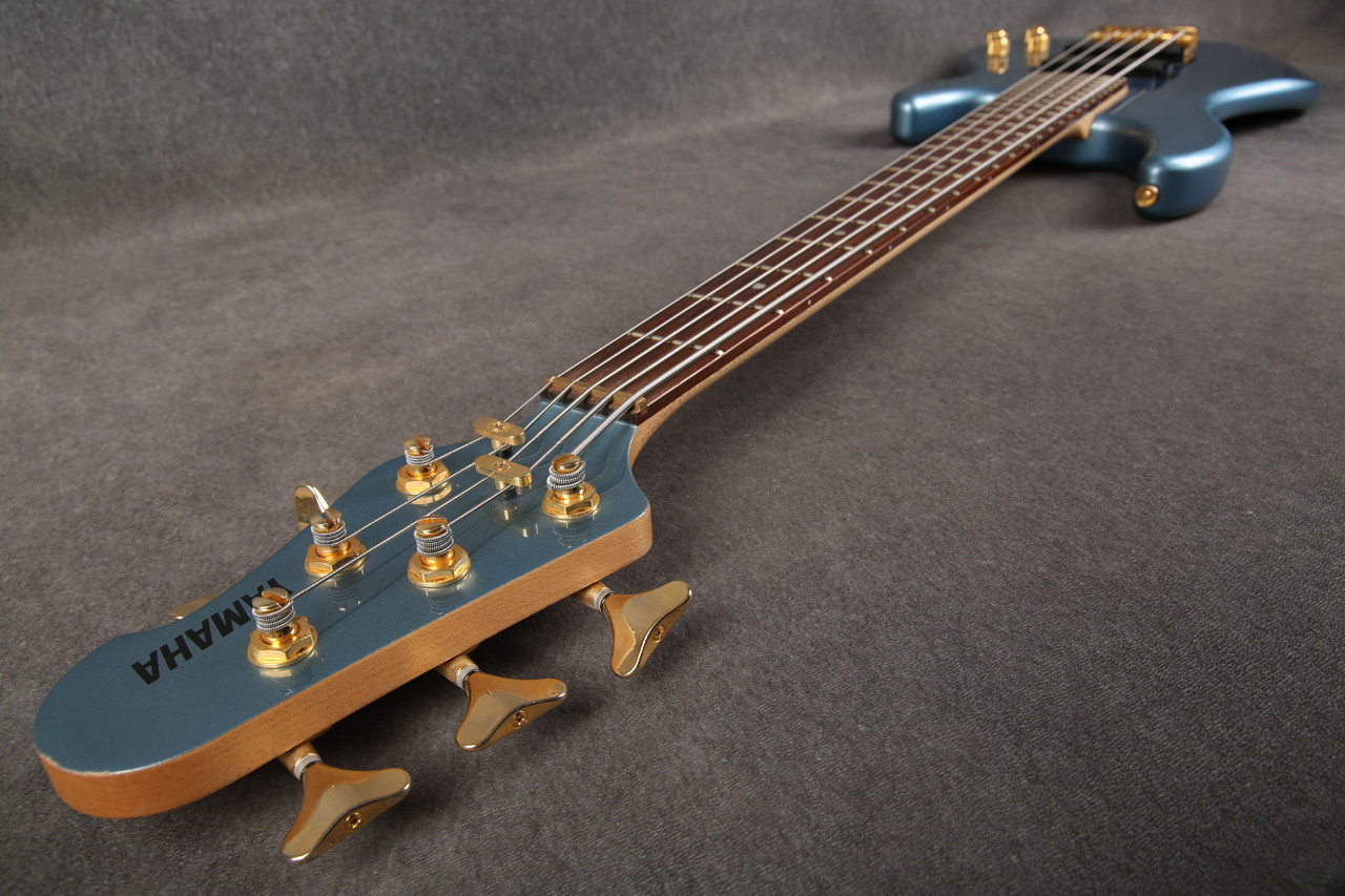 Yamaha BBG5S 5 String Bass Metallic Blue 2nd Hand | Rich Tone Music