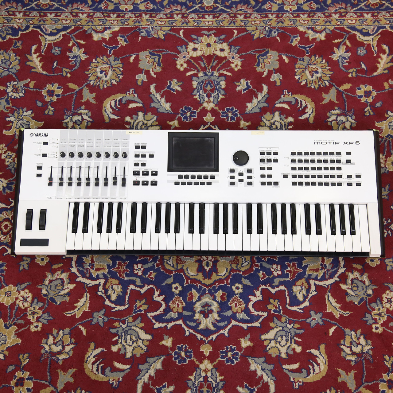 Yamaha Limited Edition MOTIF XF6 Keyboard Workstation White 2nd Hand ...