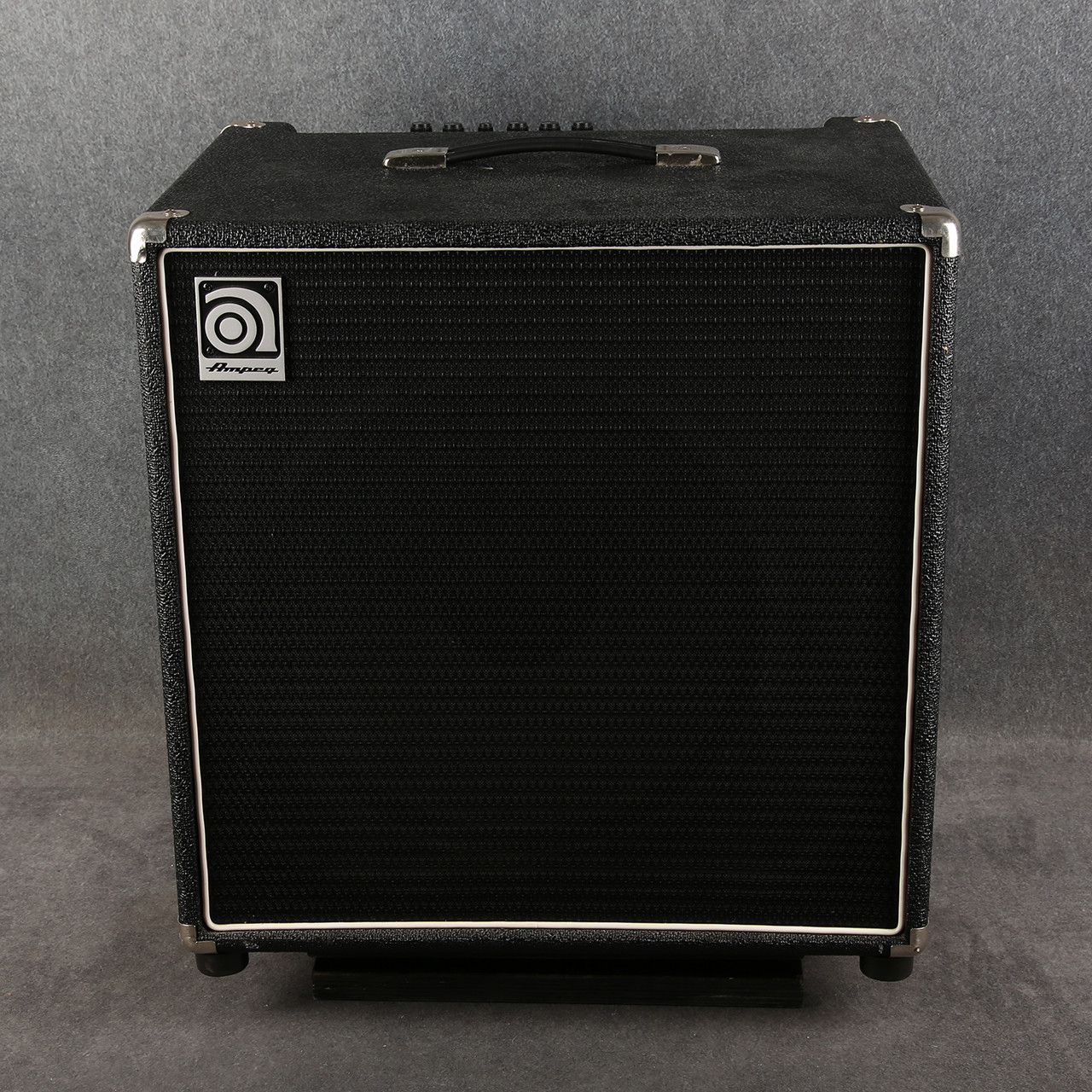 Ampeg BA-115 Bass Combo V1 2nd Hand | Rich Tone Music