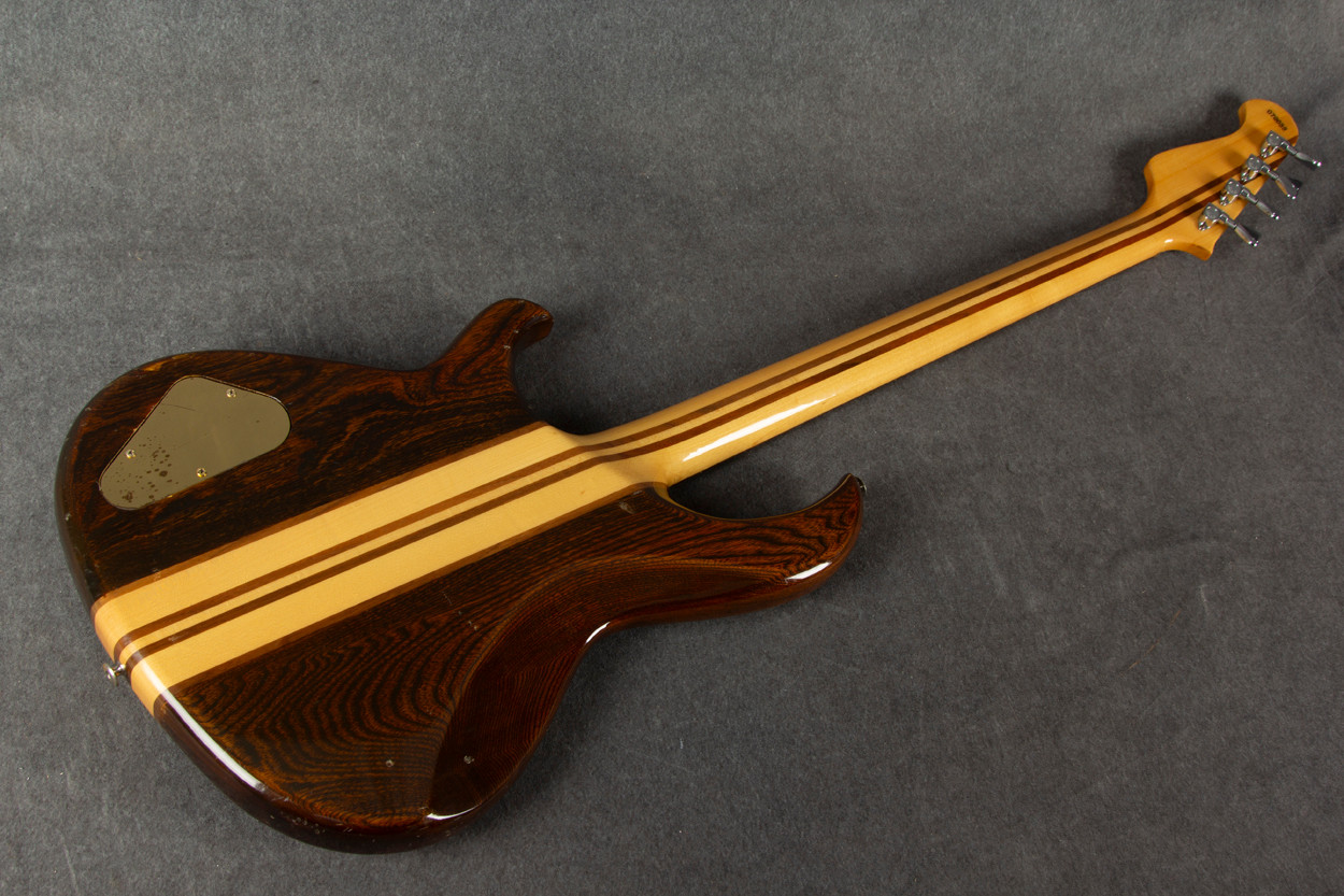 Aria Pro II RSB-600 Walnut 2nd Hand | Rich Tone Music