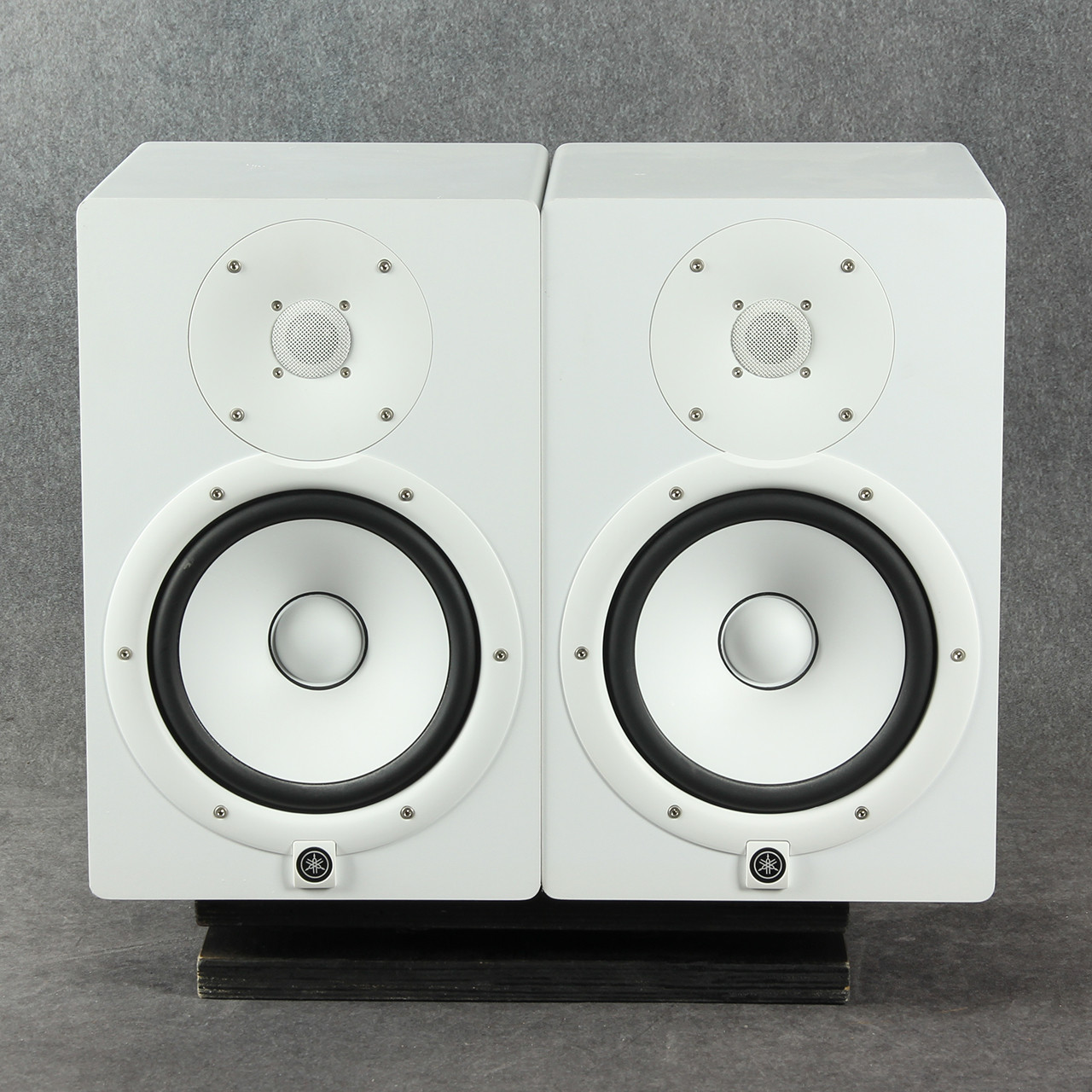 Yamaha HS8 White Speaker Pair 2nd Hand | Rich Tone Music