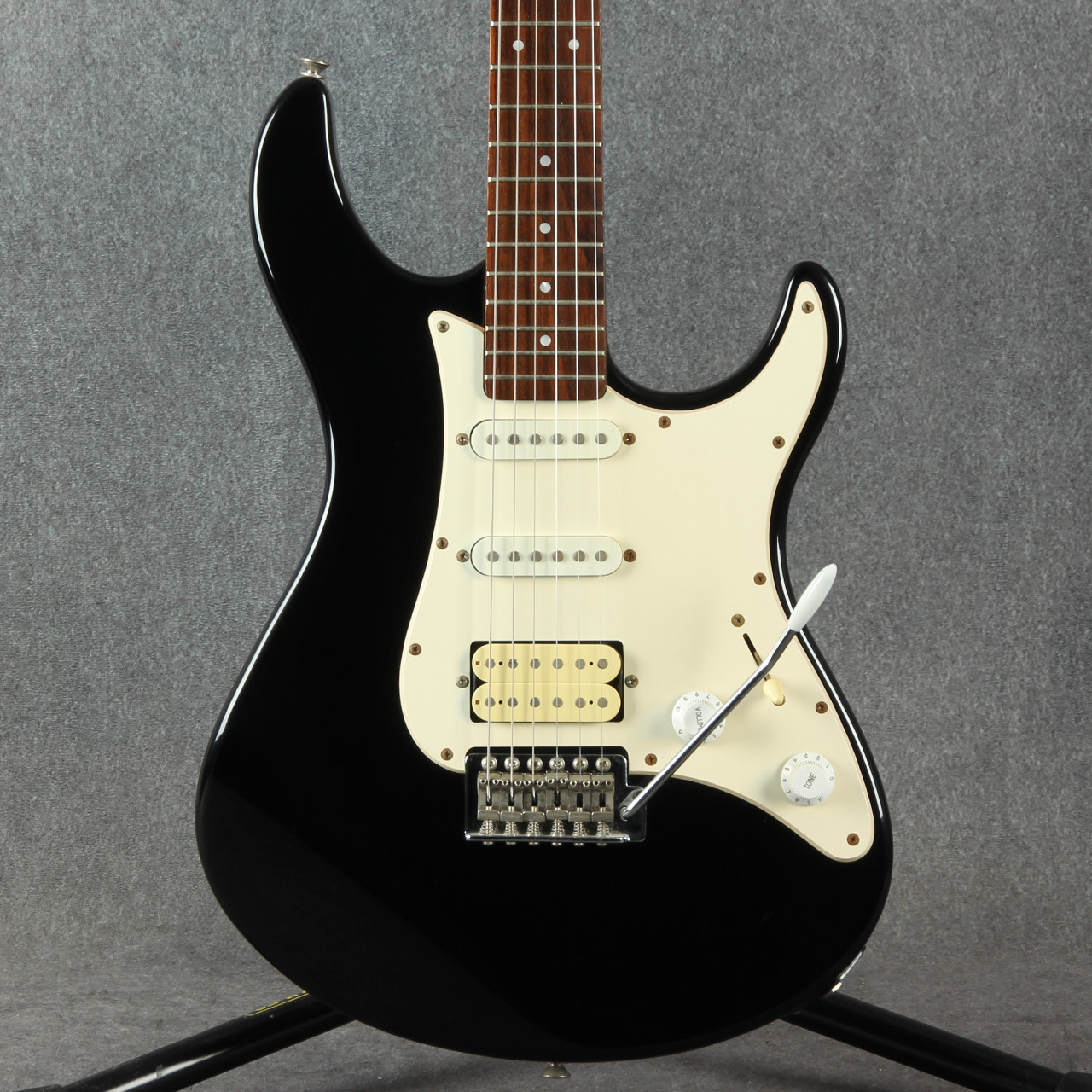 Yamaha EG112 Electric Guitar Black 2nd Hand | Rich Tone Music