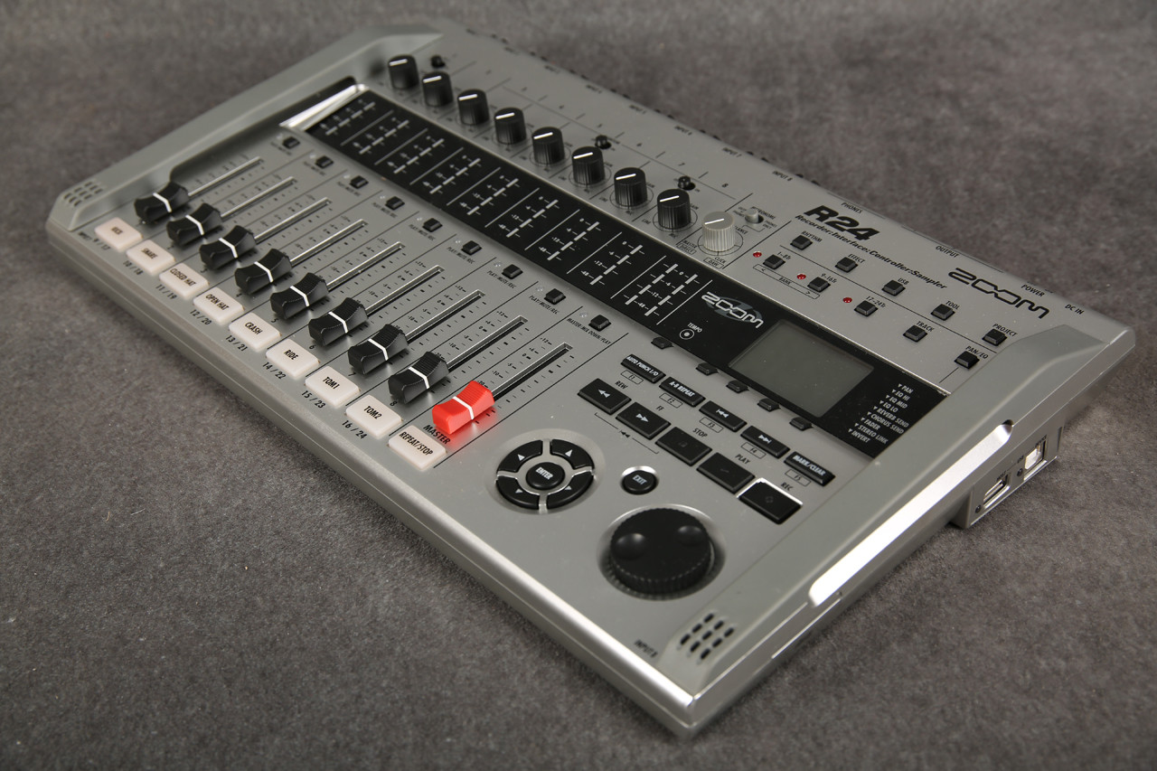 Wiki Zoom R24 Zoom R24 Multitrack Recorder 2nd Hand | Rich Tone Music