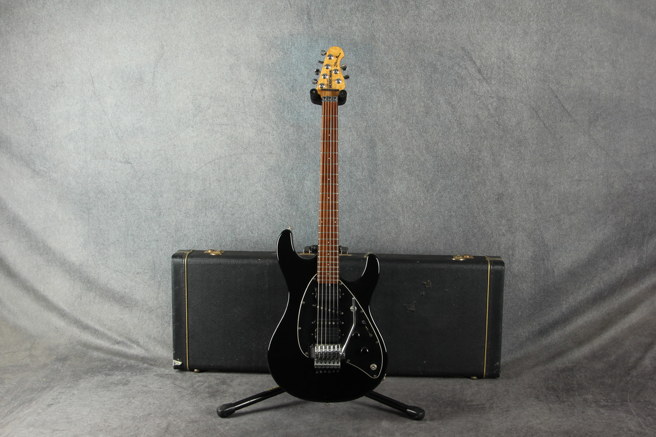 Musicman Steve Morse Signature Black 2nd Hand | Rich Tone Music