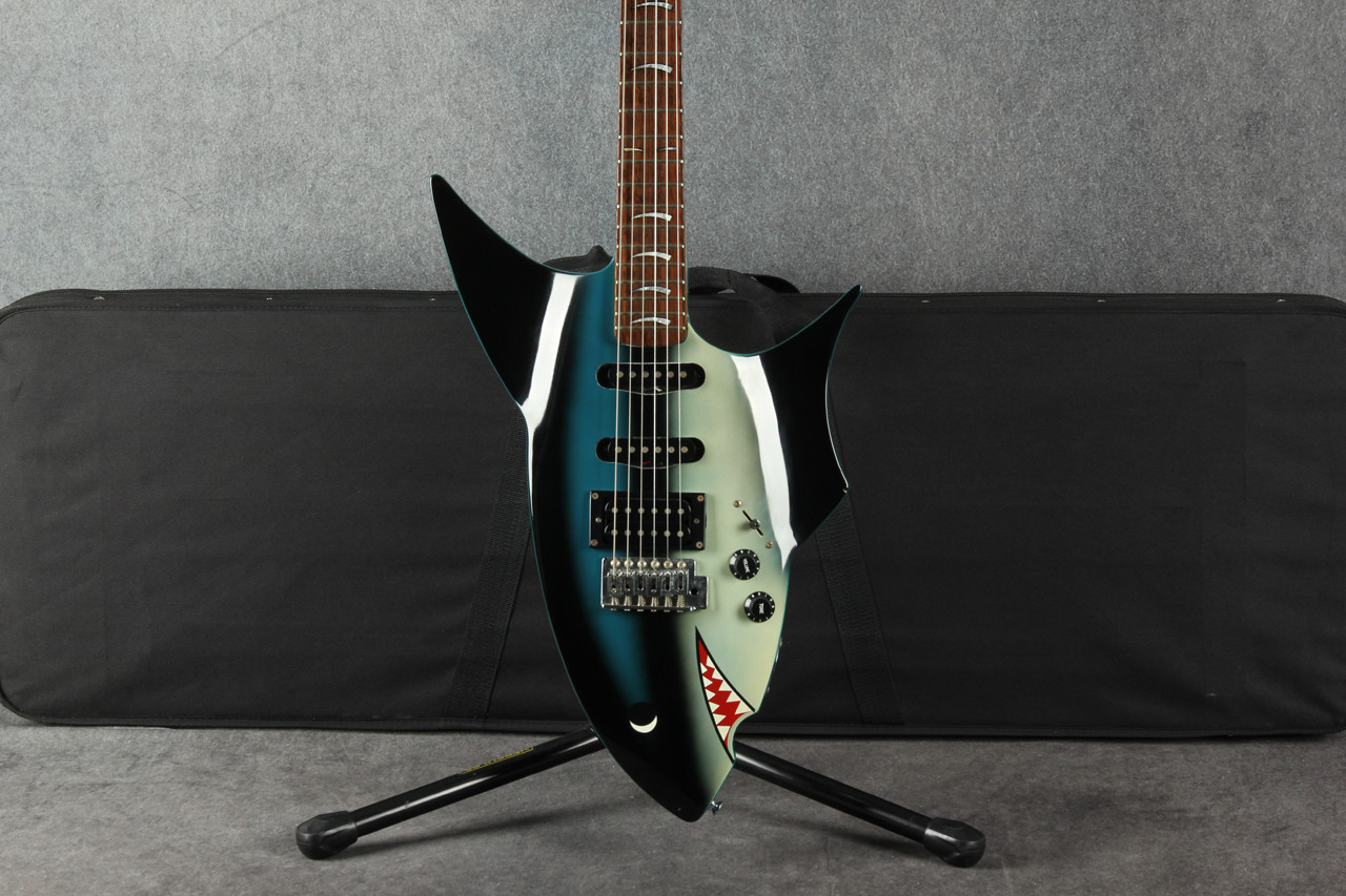 Jay Turser Shark Guitar 2nd Hand | Rich Tone Music