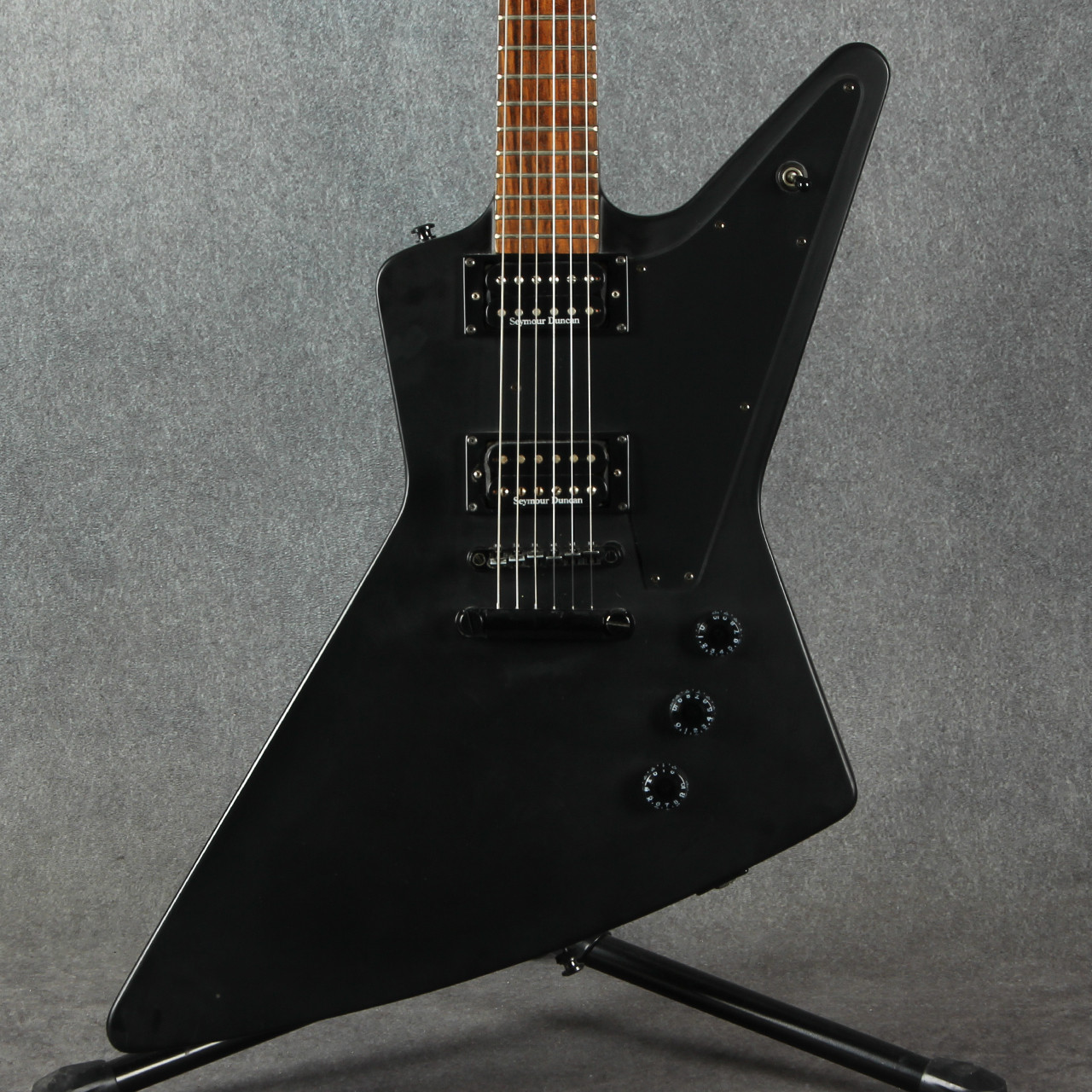 Epiphone Gothic Explorer Seymour Duncan Pickups Black 2nd Hand