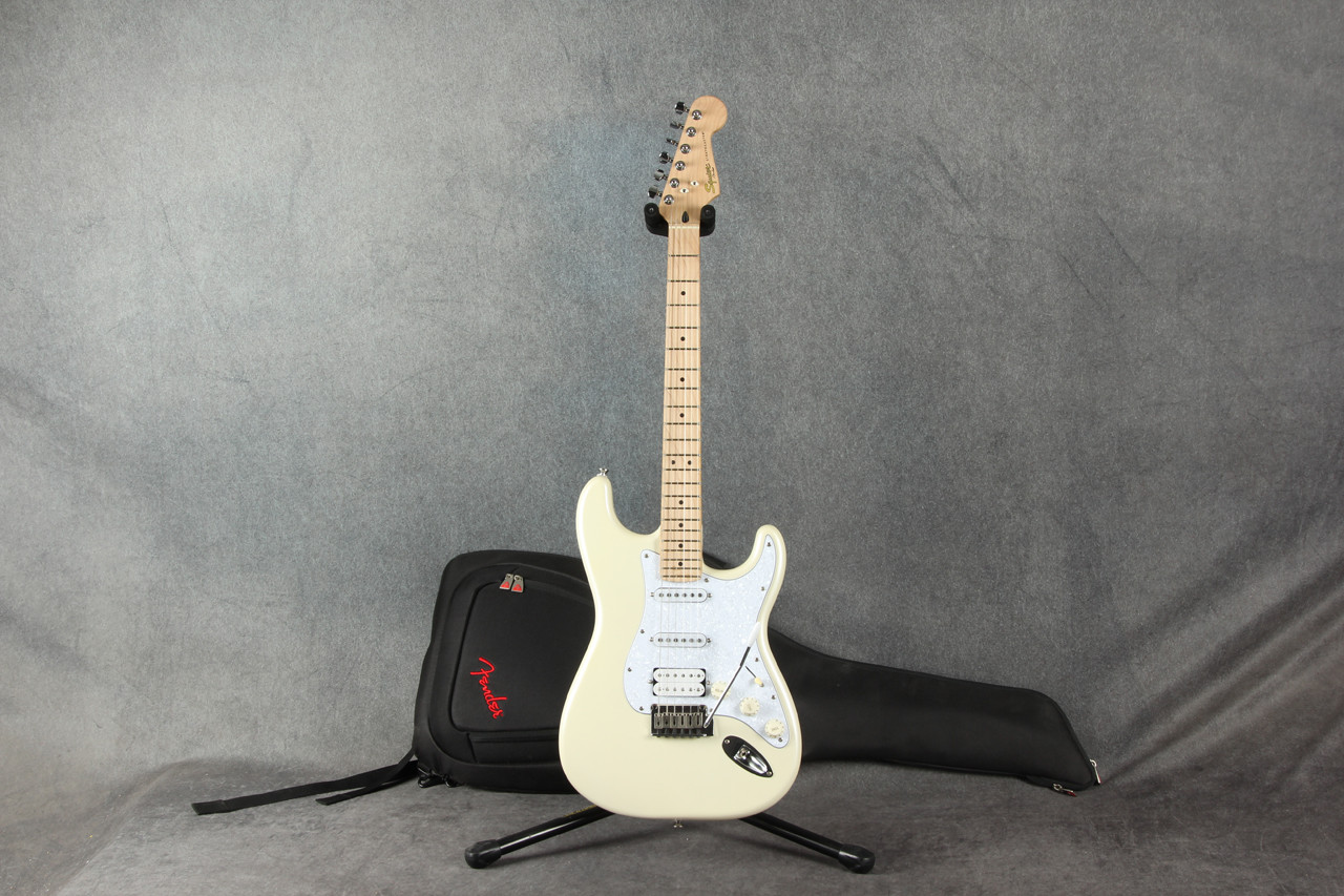 Squier Deluxe Stratocaster Pearl White 2nd Hand | Rich Tone Music