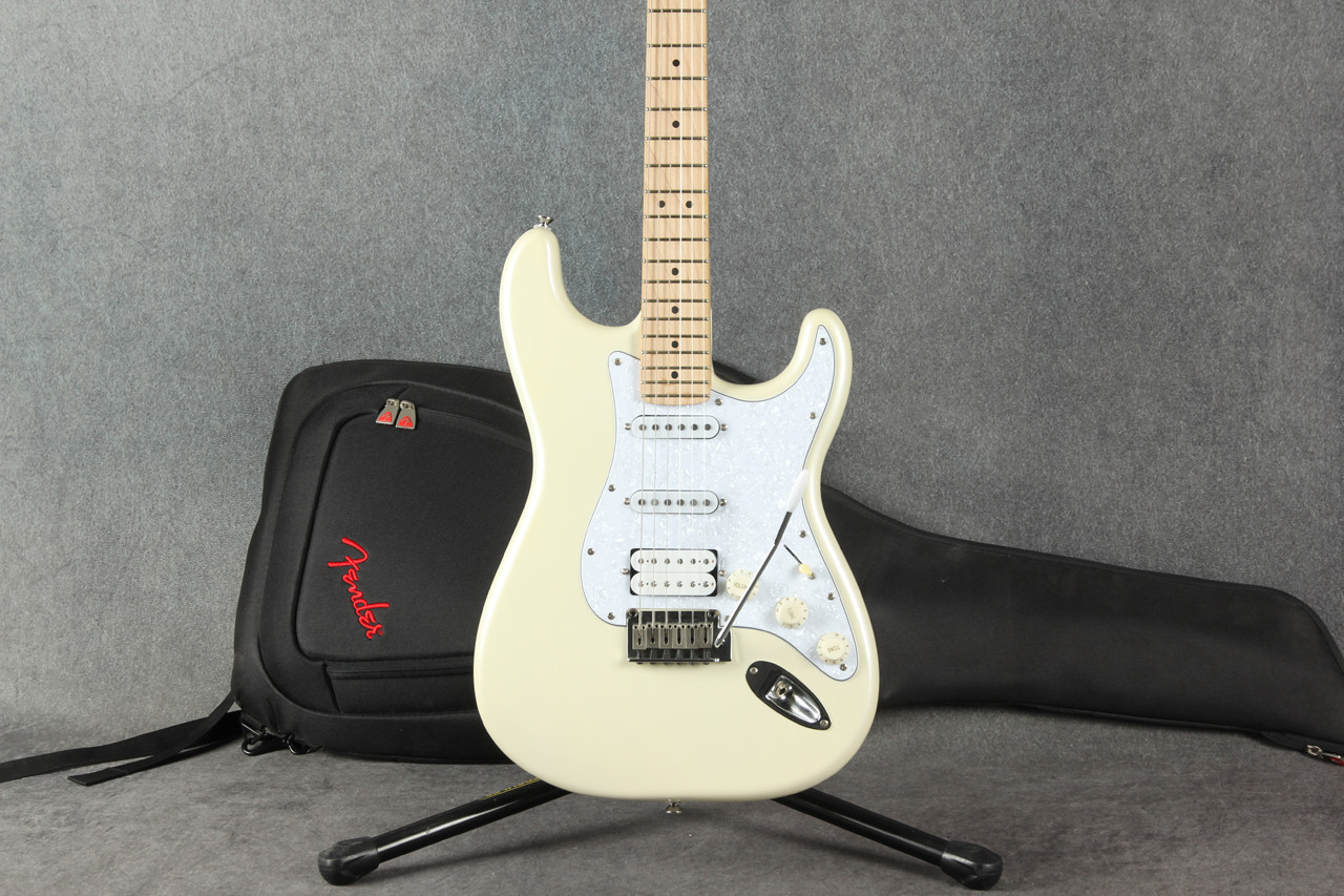 Squier Deluxe Stratocaster Pearl White 2nd Hand | Rich Tone Music