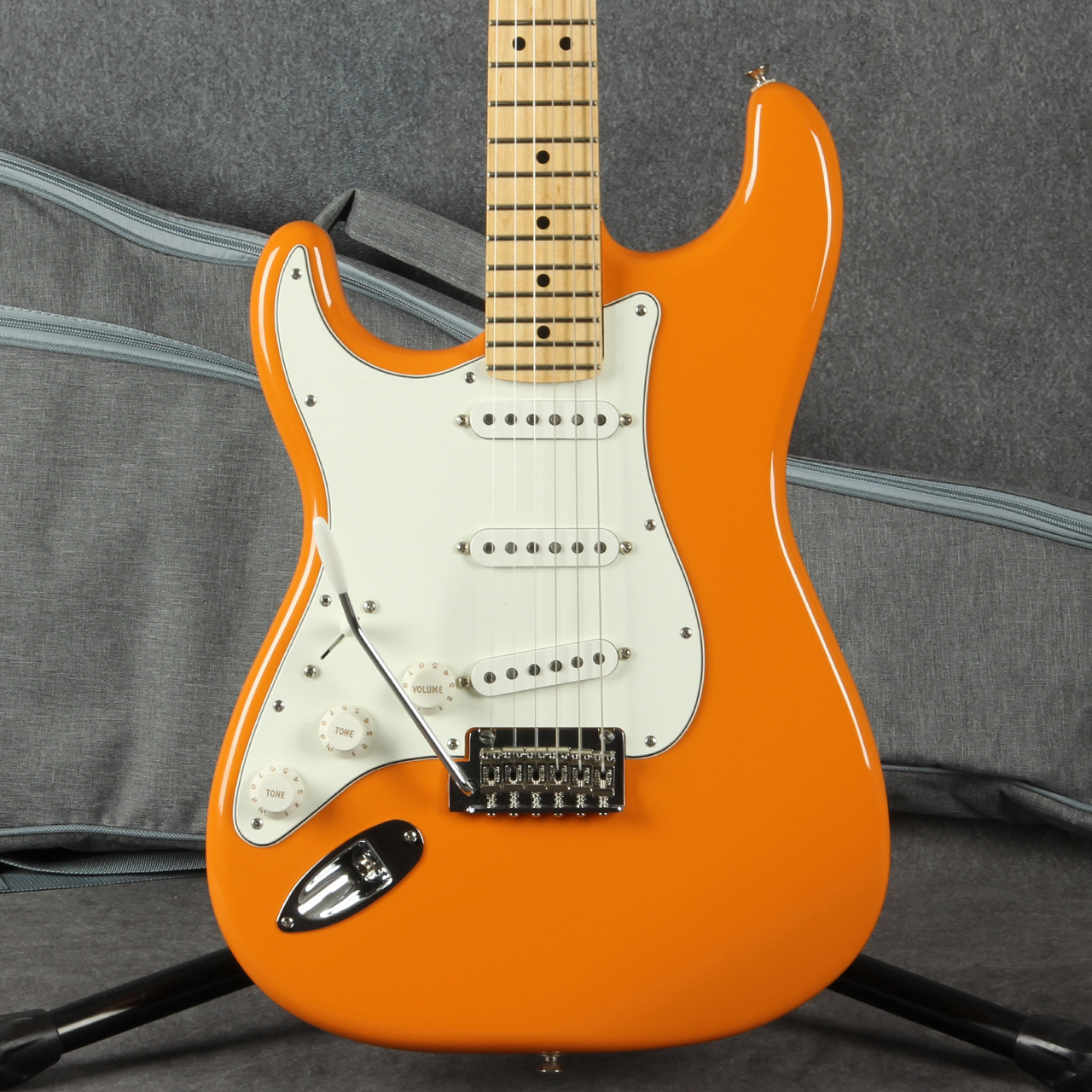 Fender Player Stratocaster Left Handed Capri Orange 2nd Hand