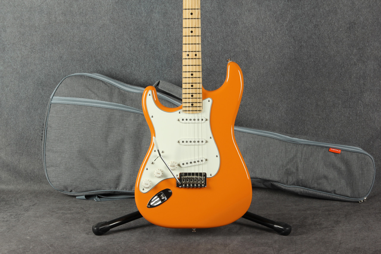 Fender Player Stratocaster Left Handed Capri Orange 2nd Hand