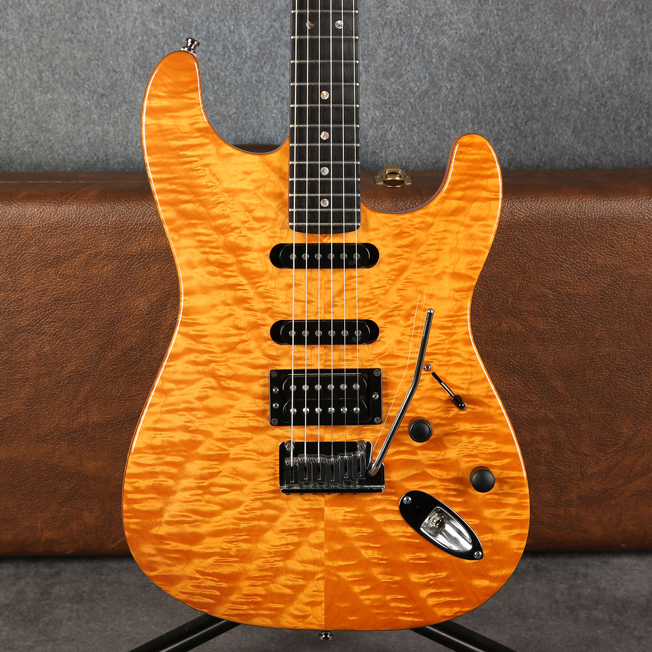 Fender American Deluxe Stratocaster QMT HSS Amber 2nd Hand | Rich