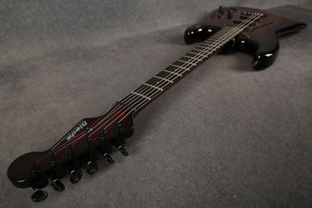 Levinson Blade RH4 Dark Tobacco Burst 2nd Hand | Rich Tone Music