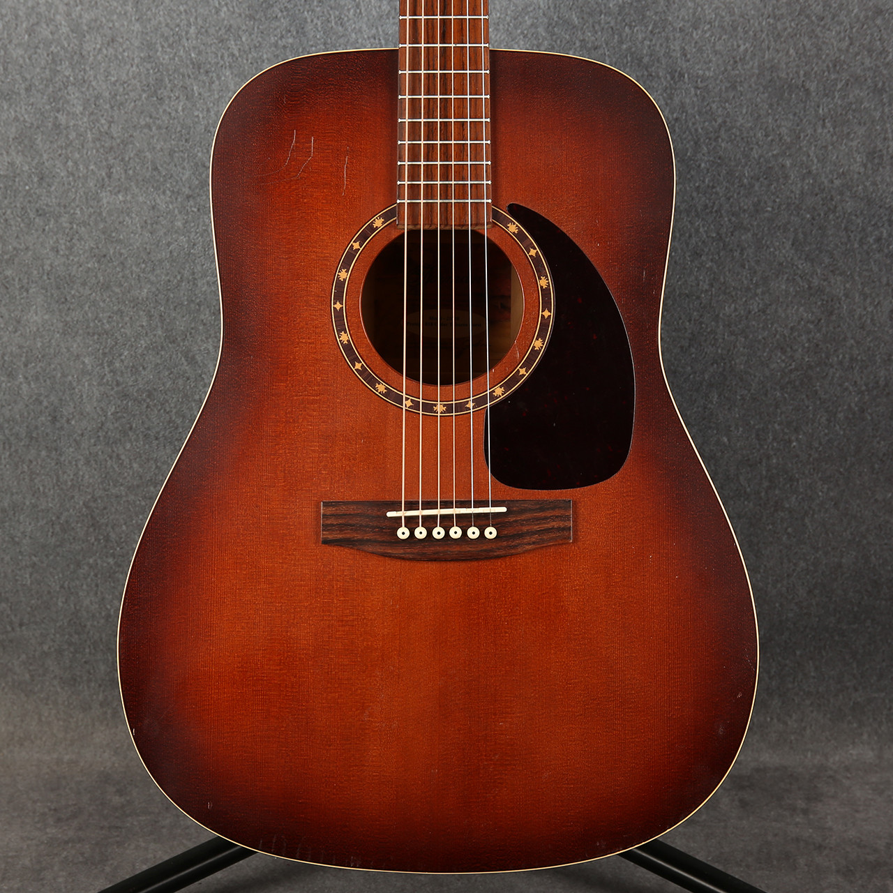Norman Protege B18 Cedar Dreadnought Acoustic Tobacco Burst 2nd