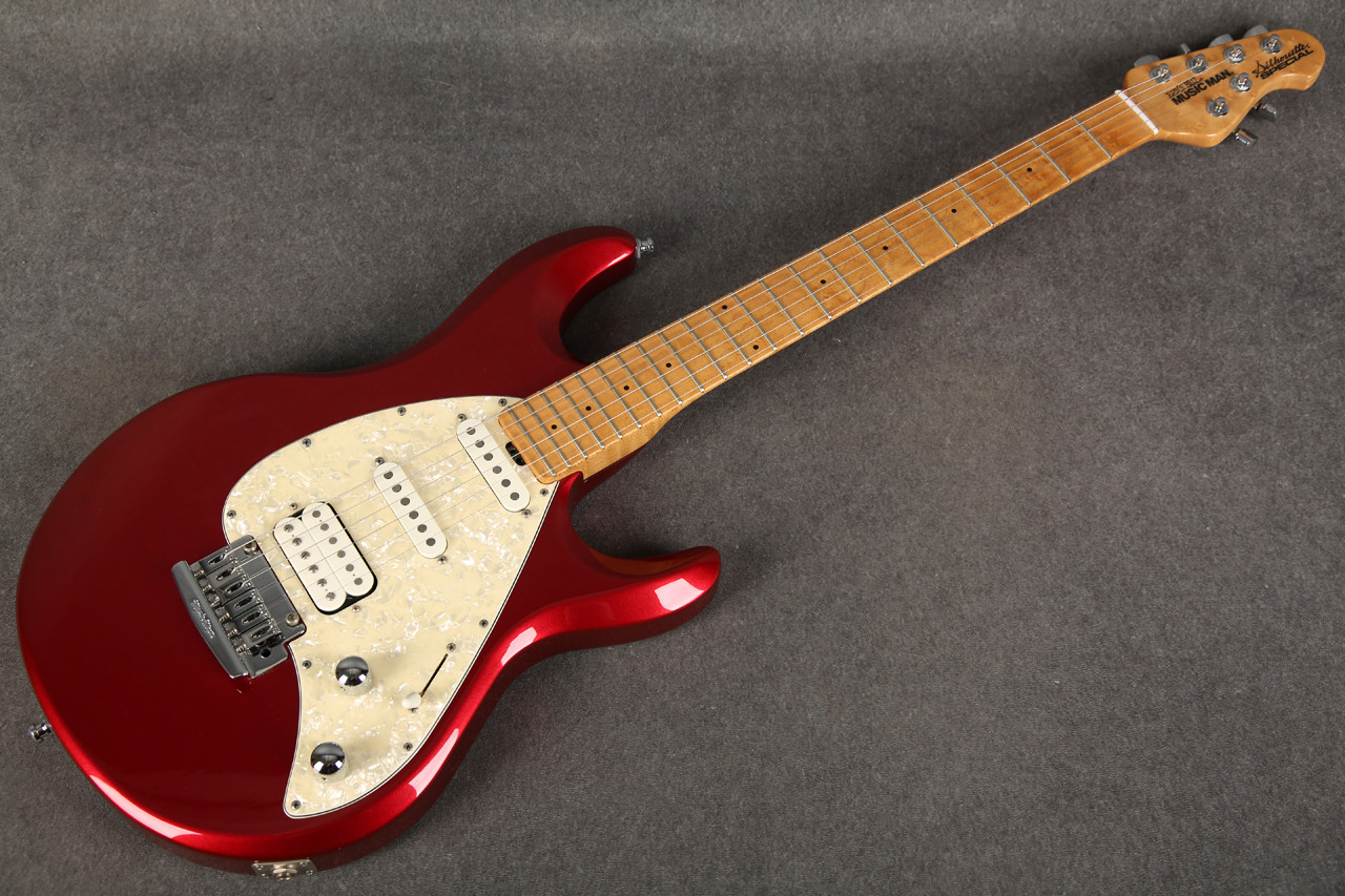 Music Man Silhouette Special Candy Apple Red 2nd Hand | Rich Tone
