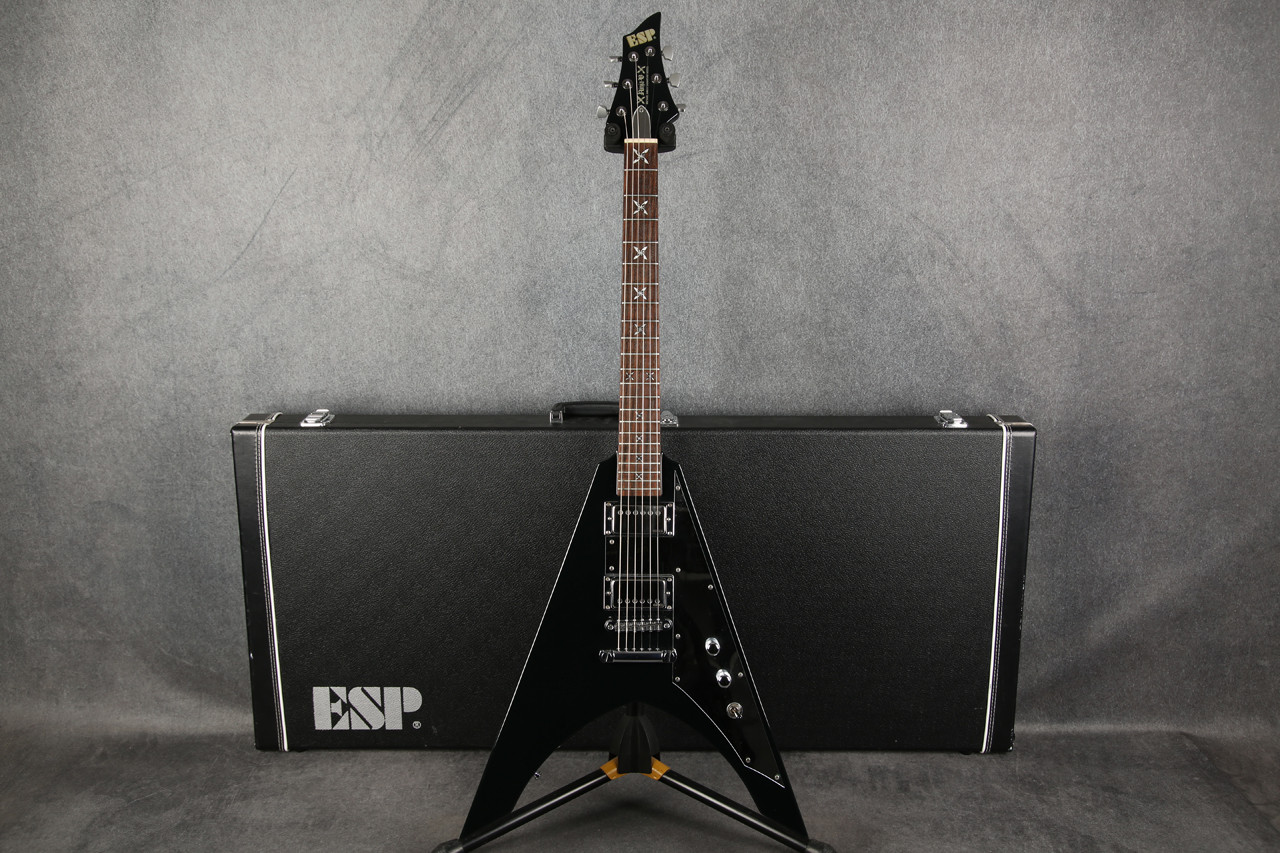ESP Michael Amott Ninja V EMG Pickups Black 2nd Hand | Rich Tone Music