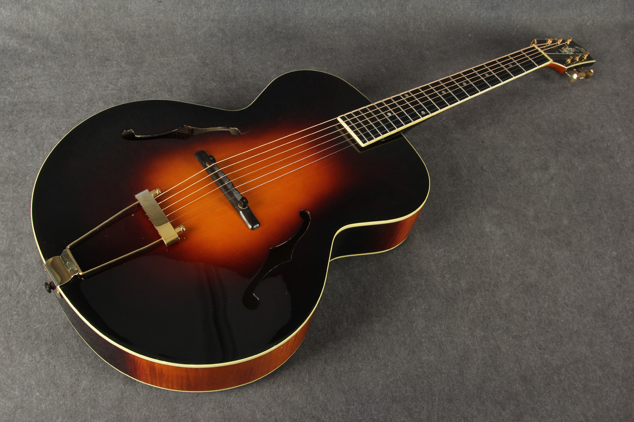 The Loar LH-700 Vintage Sunburst 2nd Hand | Rich Tone Music