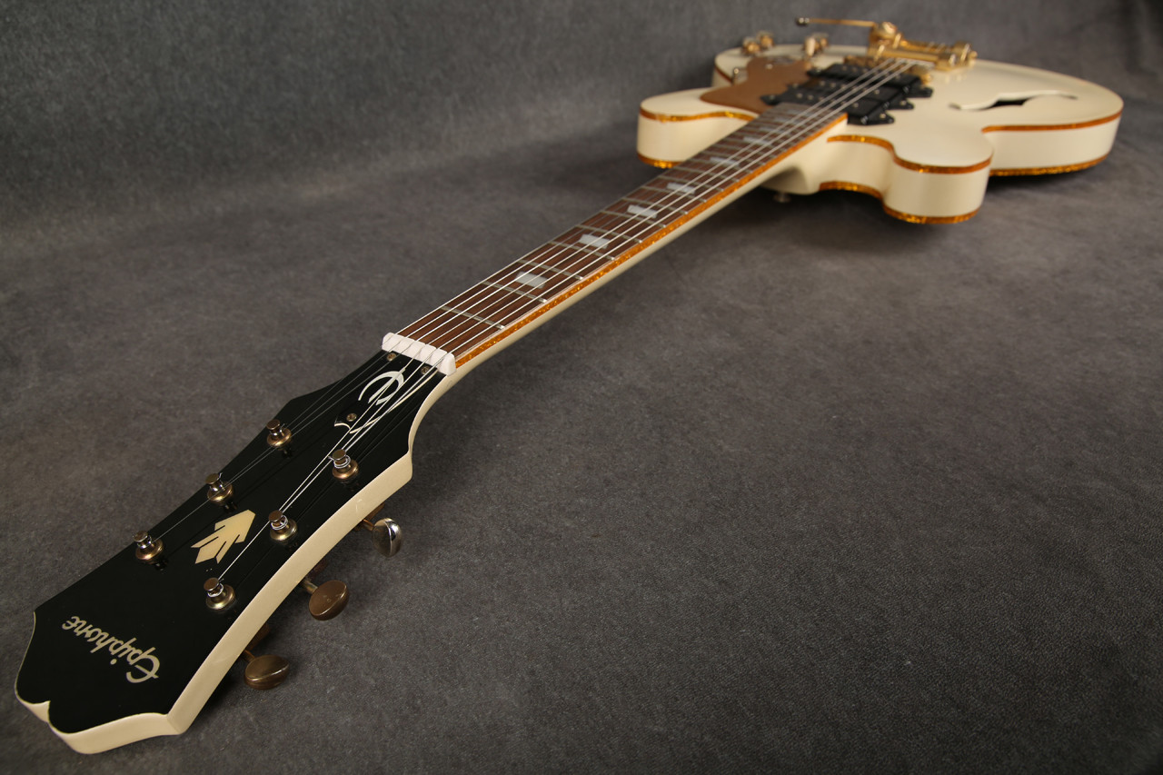 Epiphone Riviera Custom P93 Royale Pearl White 2nd Hand | Rich