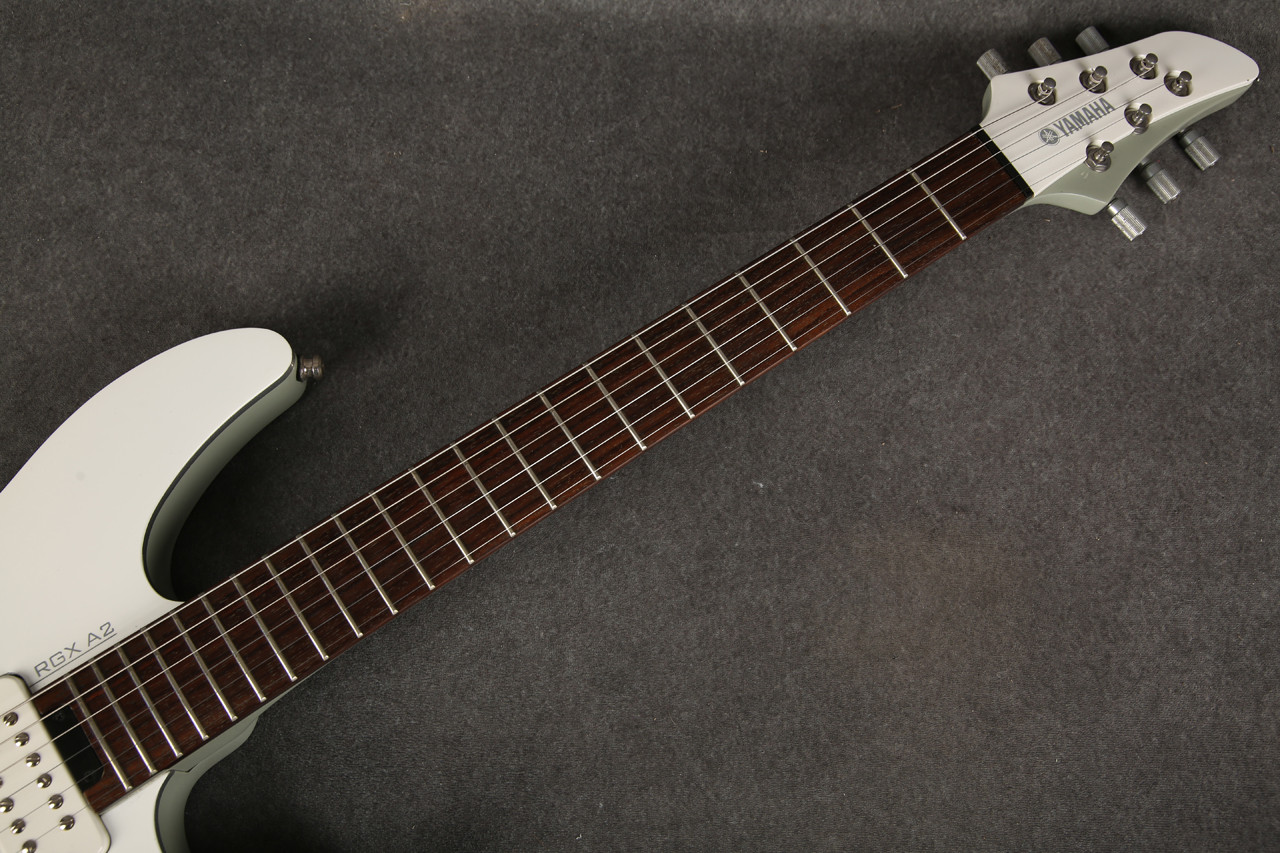 Yamaha RGX A2 White 2nd Hand | Rich Tone Music