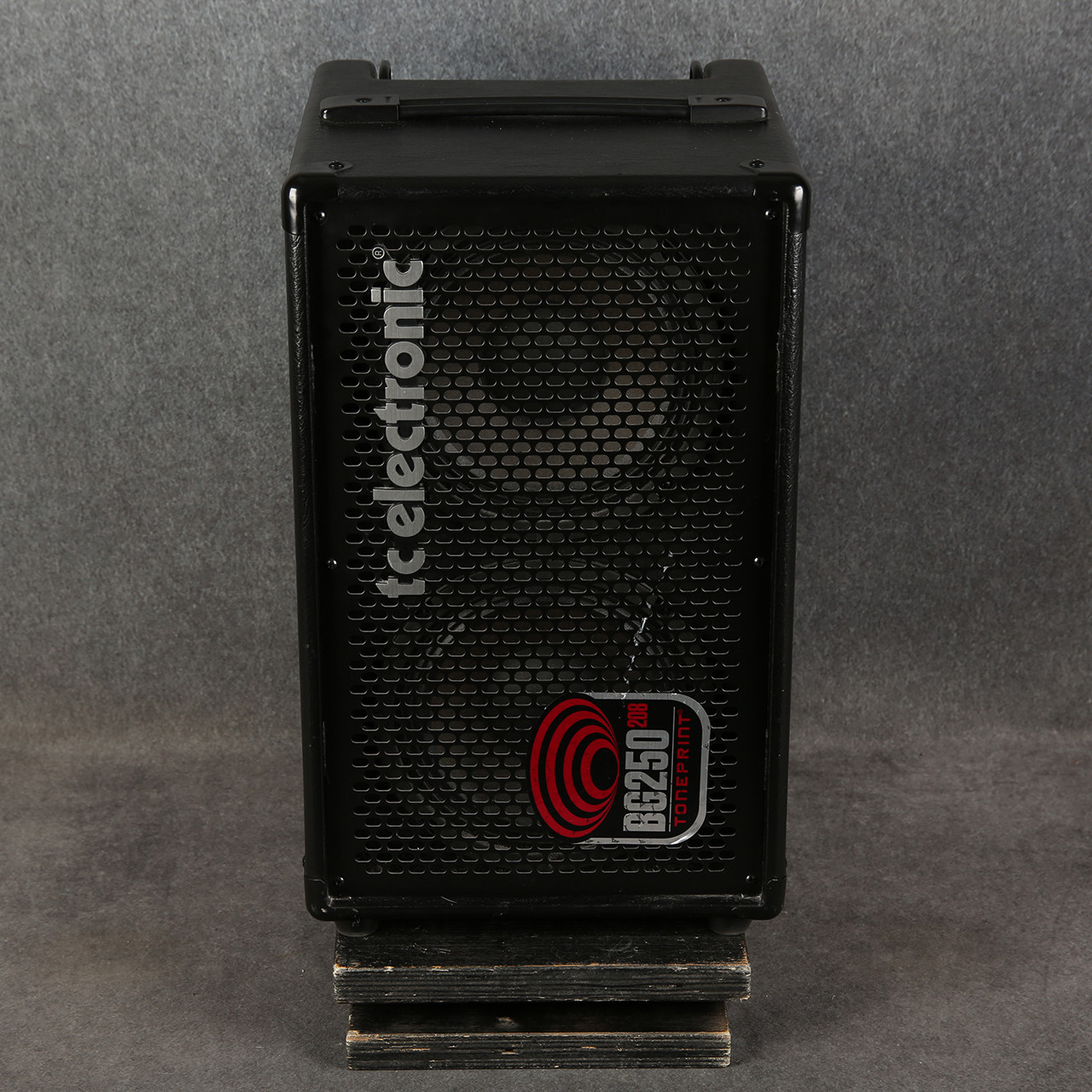 中古】 TC electronic BG250-208 ベースアンプ 250W コンボアンプ Bass 