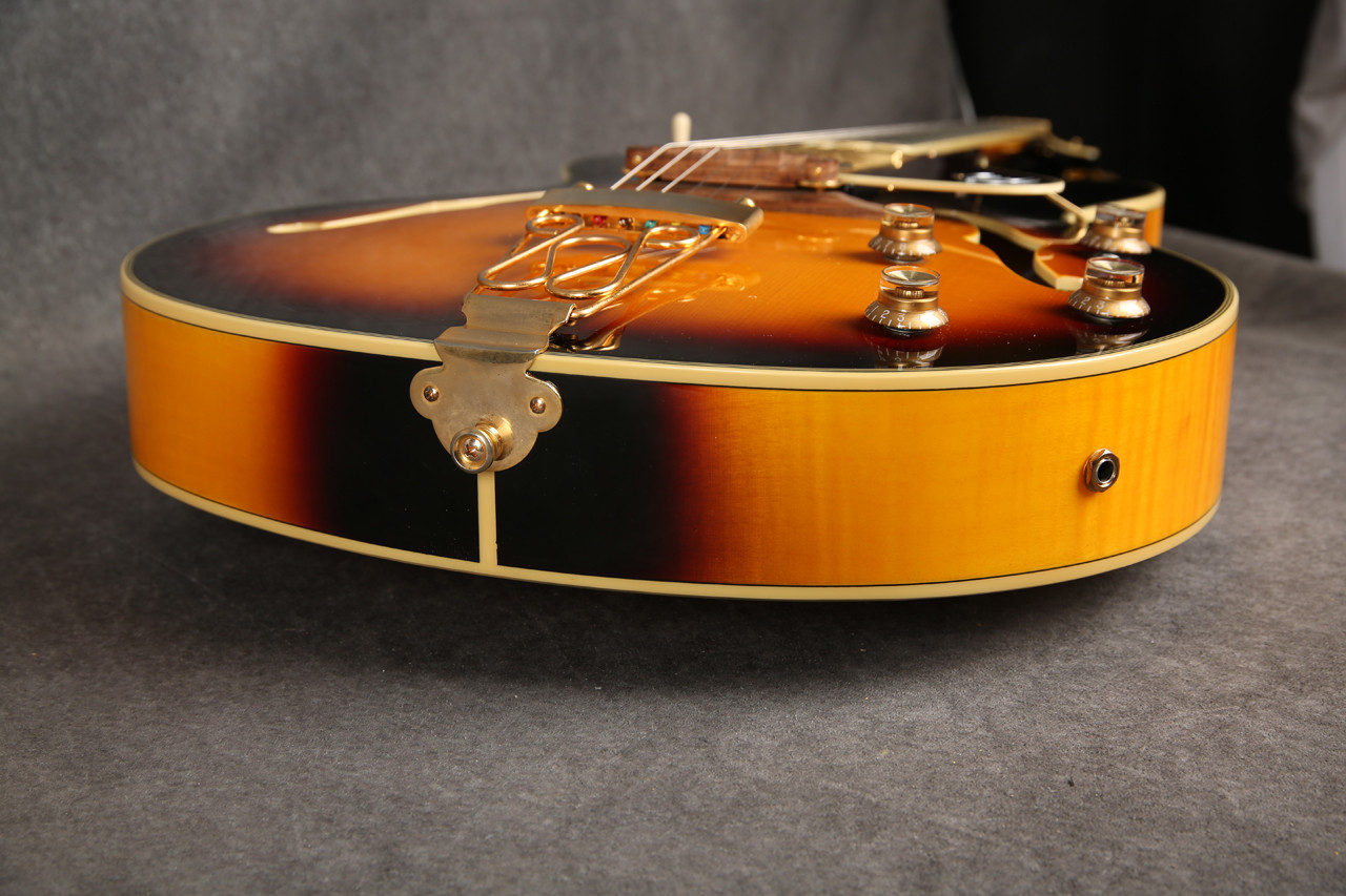 Epiphone Joe Pass Emperor-II Pro Vintage Sunburst 2nd Hand | Rich