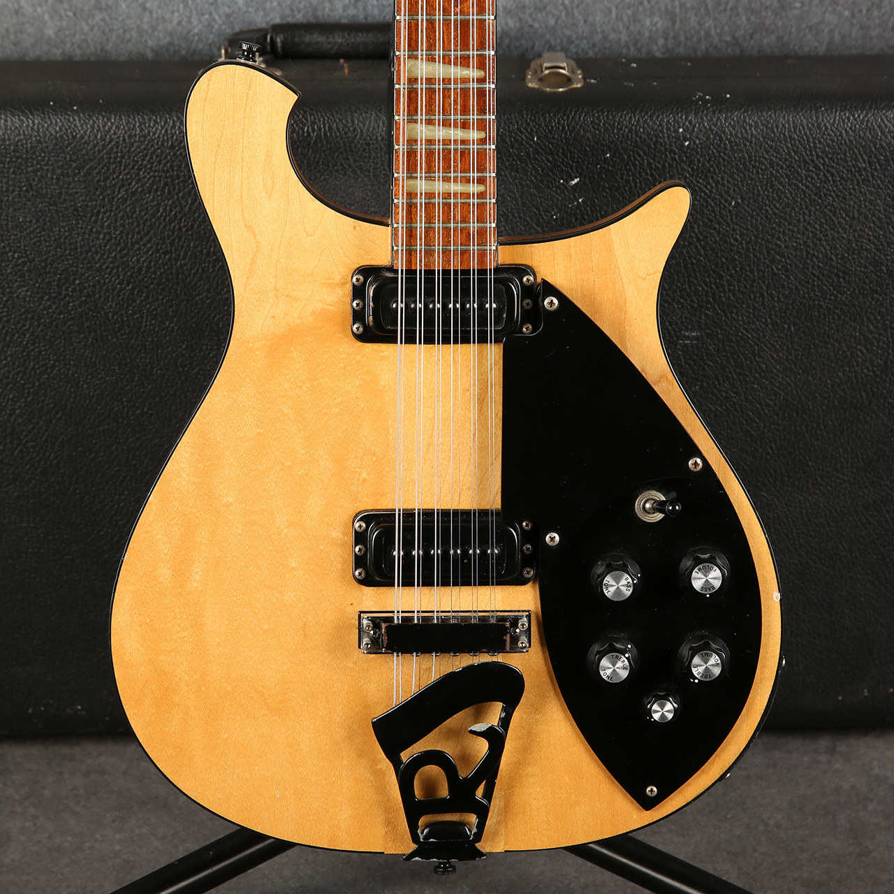 【希少】Rickenbacker 620 llic Plumglo 希少】Rickenbacker 620 llic Plumglo Rickenbacker Model 620